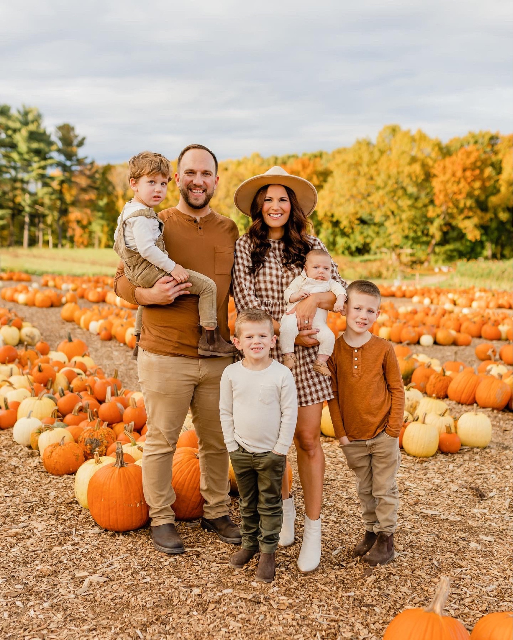 Fall family outfits. Fall outfits. Fall dress. Thanksgiving outfits. Boys outfits. Toddler boy outfit. Baby boy outfit. Coordinating family outfits. 


#LTKstyletip #LTKfamily #LTKbaby