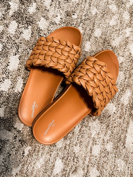 Love these sandals that are only $25 and can easily be dressed up or down! These will be a go-to for summer! ☀️#sandals #shoes 

#LTKSeasonal #LTKshoecrush #LTKstyletip