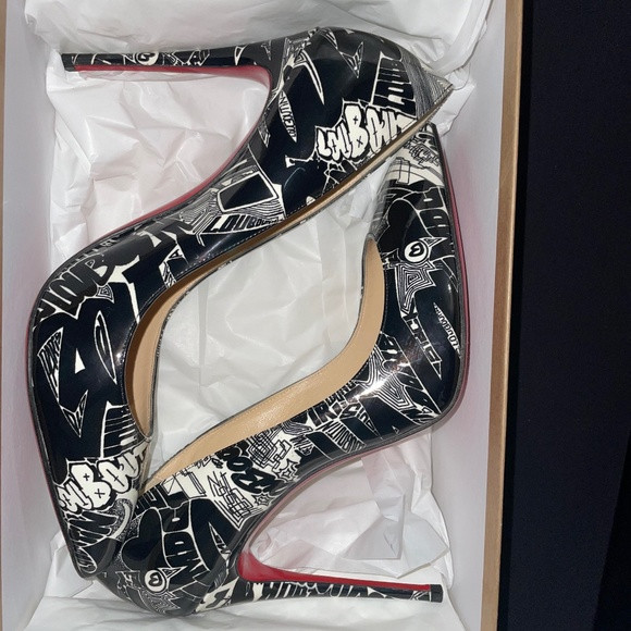 Christian Louboutin Black and White Pigalle Follies Heels | Poshmark