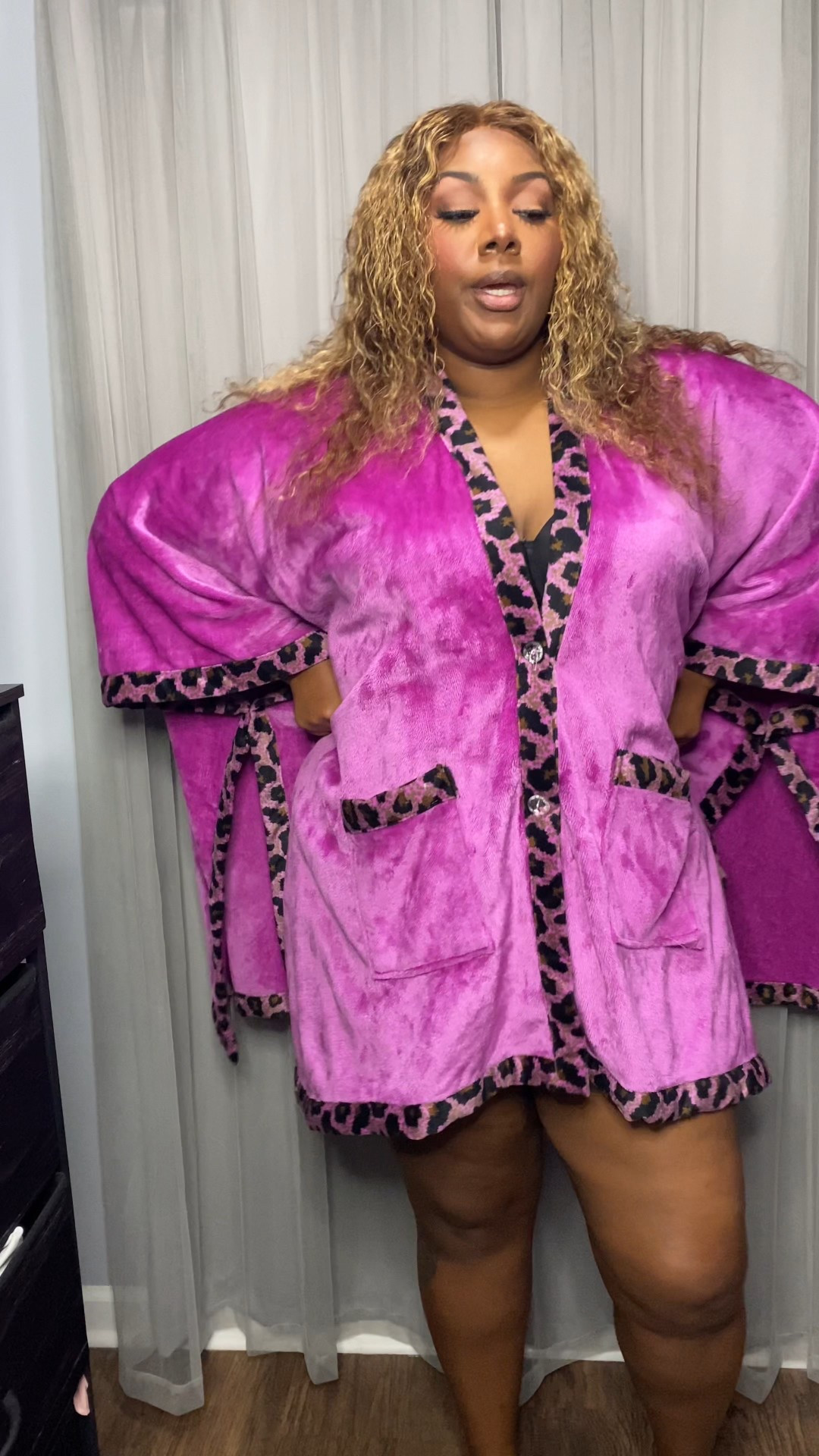 Burgundy era unlocked. 🍷✨
Sharing today’s full look — everything I’m wearing is a 3X from SHEIN. 

I’m 5’11”/6’ with measurements 46”-42”-58” for sizing reference.

	•	Skirt: part of a matching set (super cute + versatile!)
	•	“Stockings”: not actually stockings — they’re sheer/mesh leggings, which I didn’t expect but ended up loving. Stretchy, comfy, and honestly way easier to style. I could’ve sized down.

	•	Top & Accessories: all linked + true to size.

Saving this if you love: plus size fashion, burgundy outfit inspo, fall color palettes, chic & elevated looks, 3X try-ons, tall girl outfits, curve-friendly style. 🍷✨
