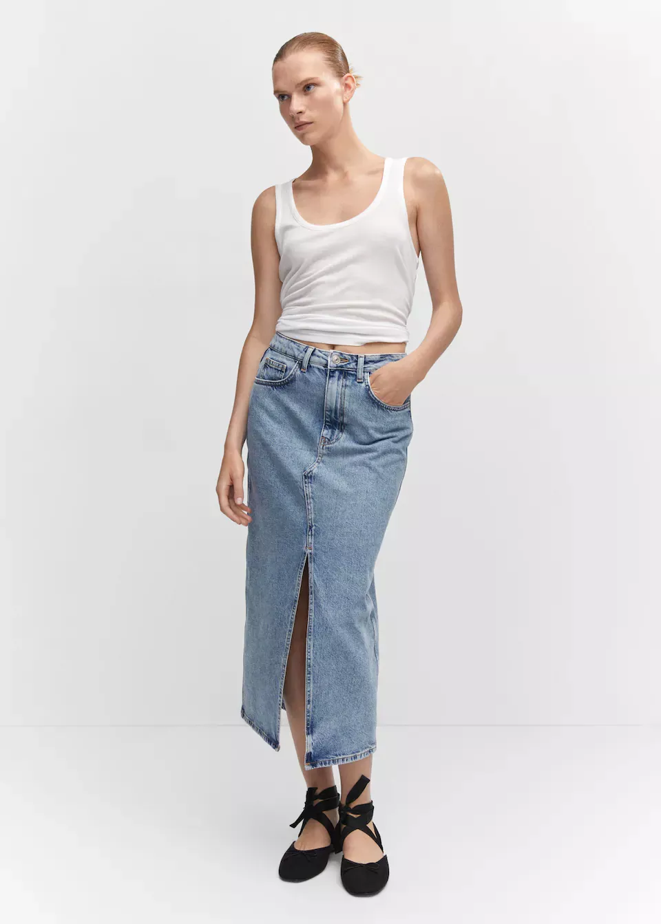 Zara TRF Mid-Rise Wide Leg Baggy Jeans 2023 Ss, Navy, EU 42 (No. 15) *Stock Confirmation Required