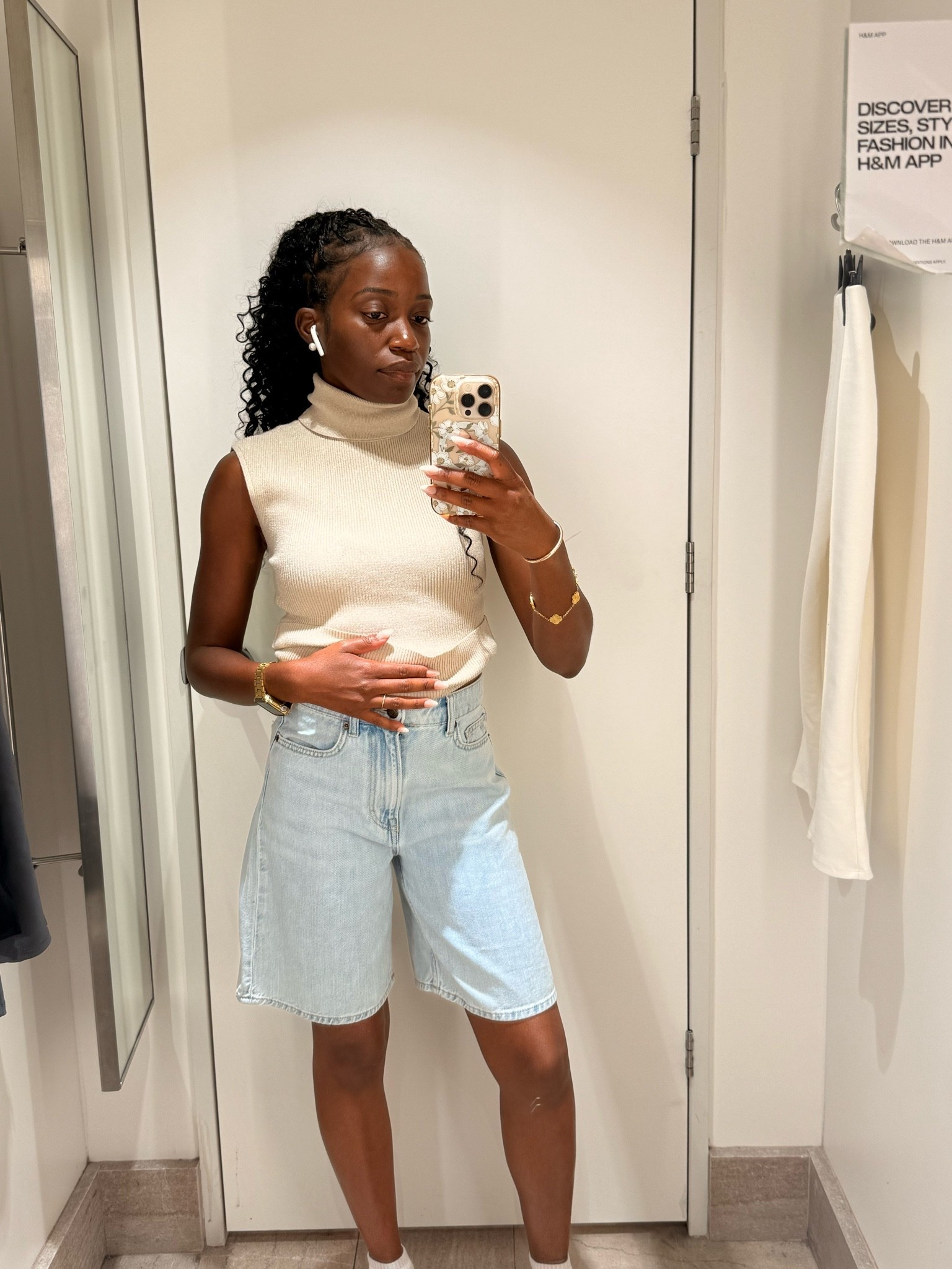 Love these long jean shorts so much from H&M. Perfect for summertime vibes!

#LTKgrwm #LTKSaleAlert #LTKPetite