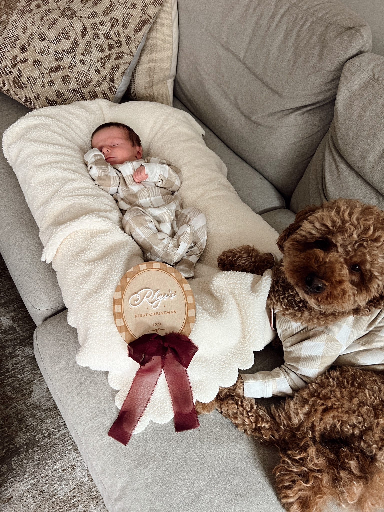 I loved having this cute little sign to take milestone photos with for my baby's first Christmas 

#LTKHoliday #LTKBaby