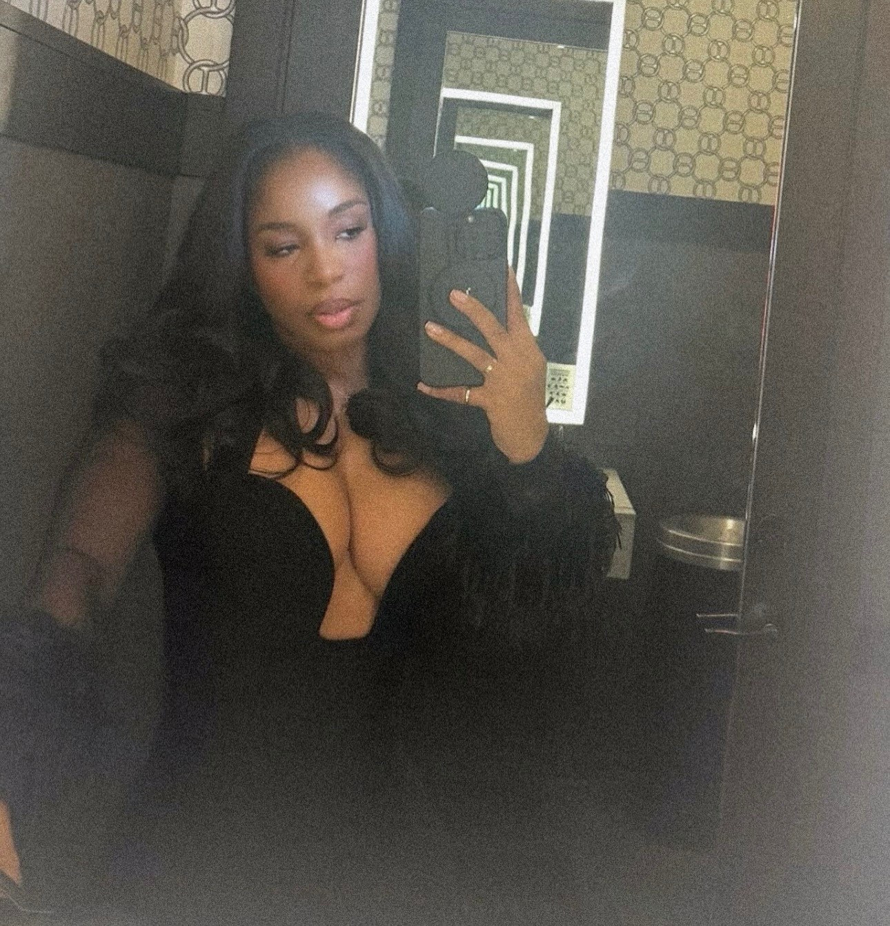 House of CB Holly Dress with feather cuffs added from fashionnova 😍❤️‍🔥

#LTKPetite #LTKootd #LTKNYFW