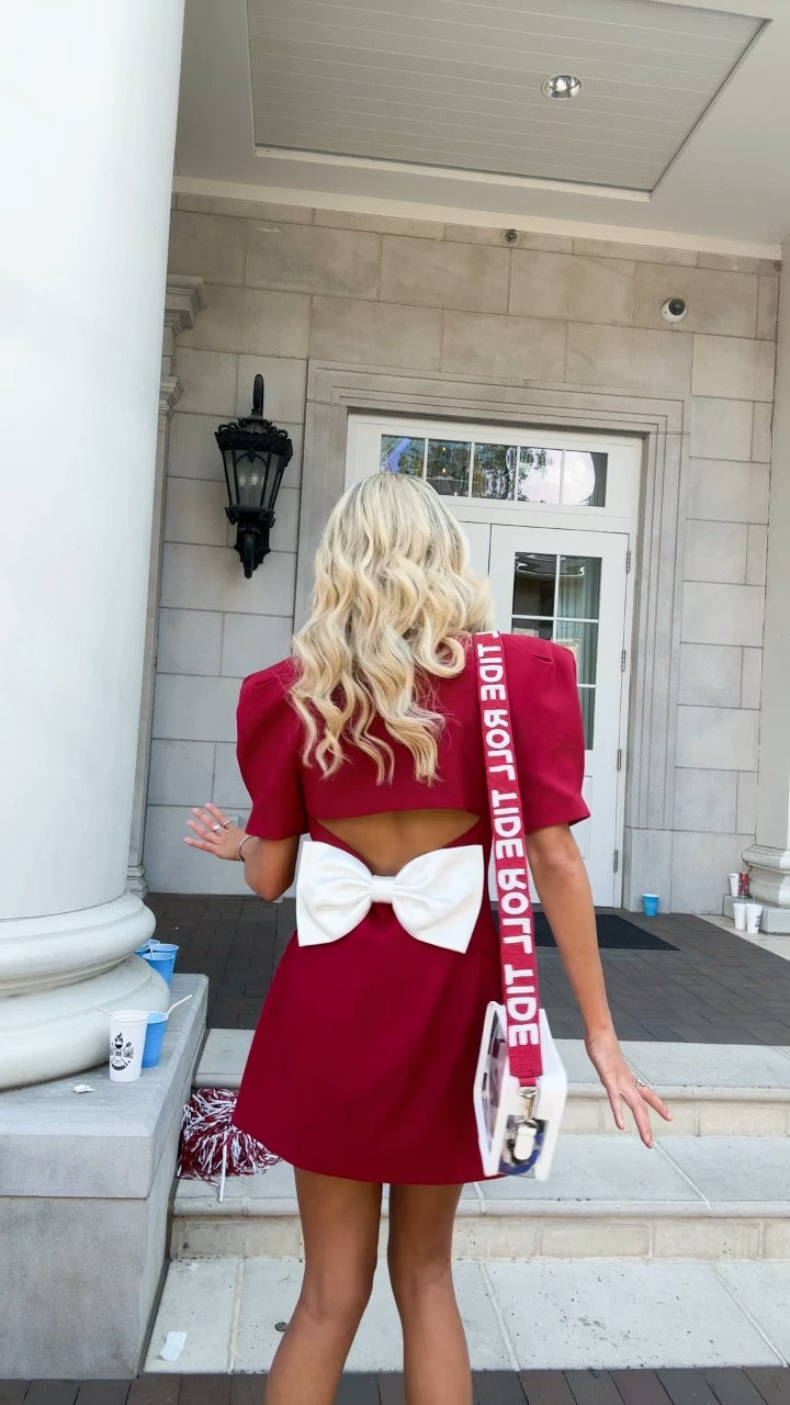 Game Day reporter fit 

#LTKstyletip #LTKSale #LTKbeauty