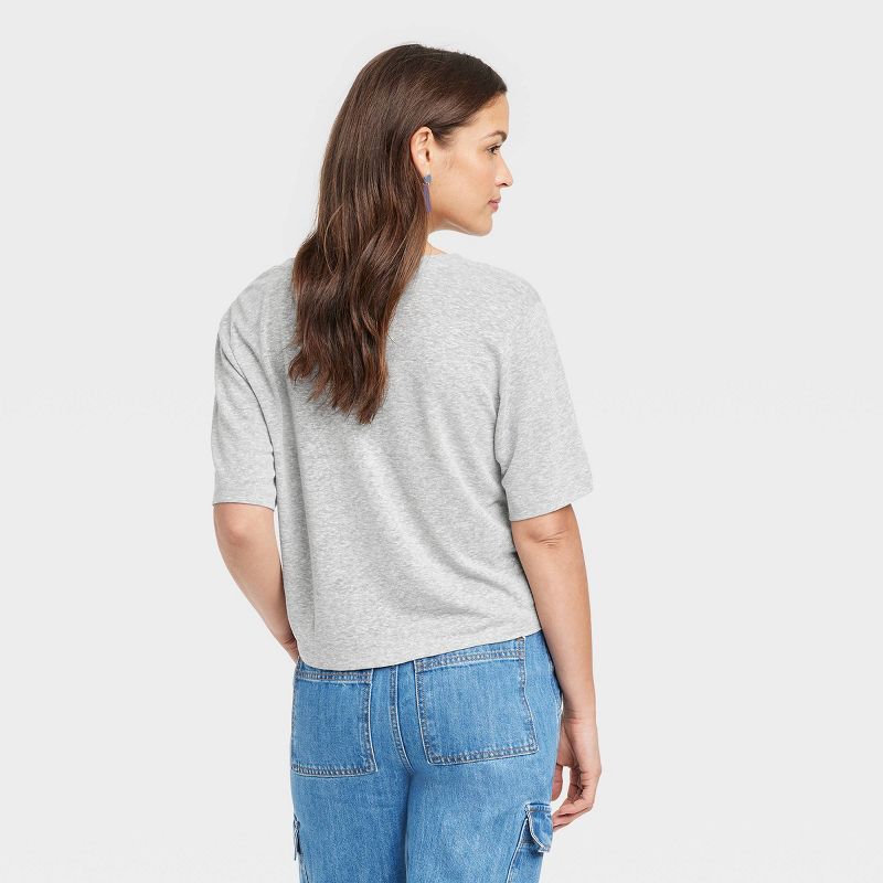 Women's Linen Boxy V-Neck Short-Sleeve T-Shirt - Universal Thread™ | Target