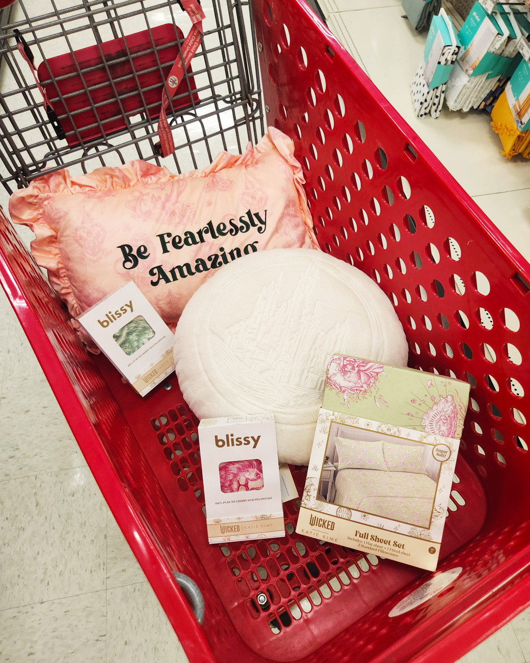 For all Wicked fans! 💚 Target has some new bedding - throw pillows, sheets, comforters, and pillowcases in the cutest print ✨

 

 #LTKGiftGuide #LTKHome