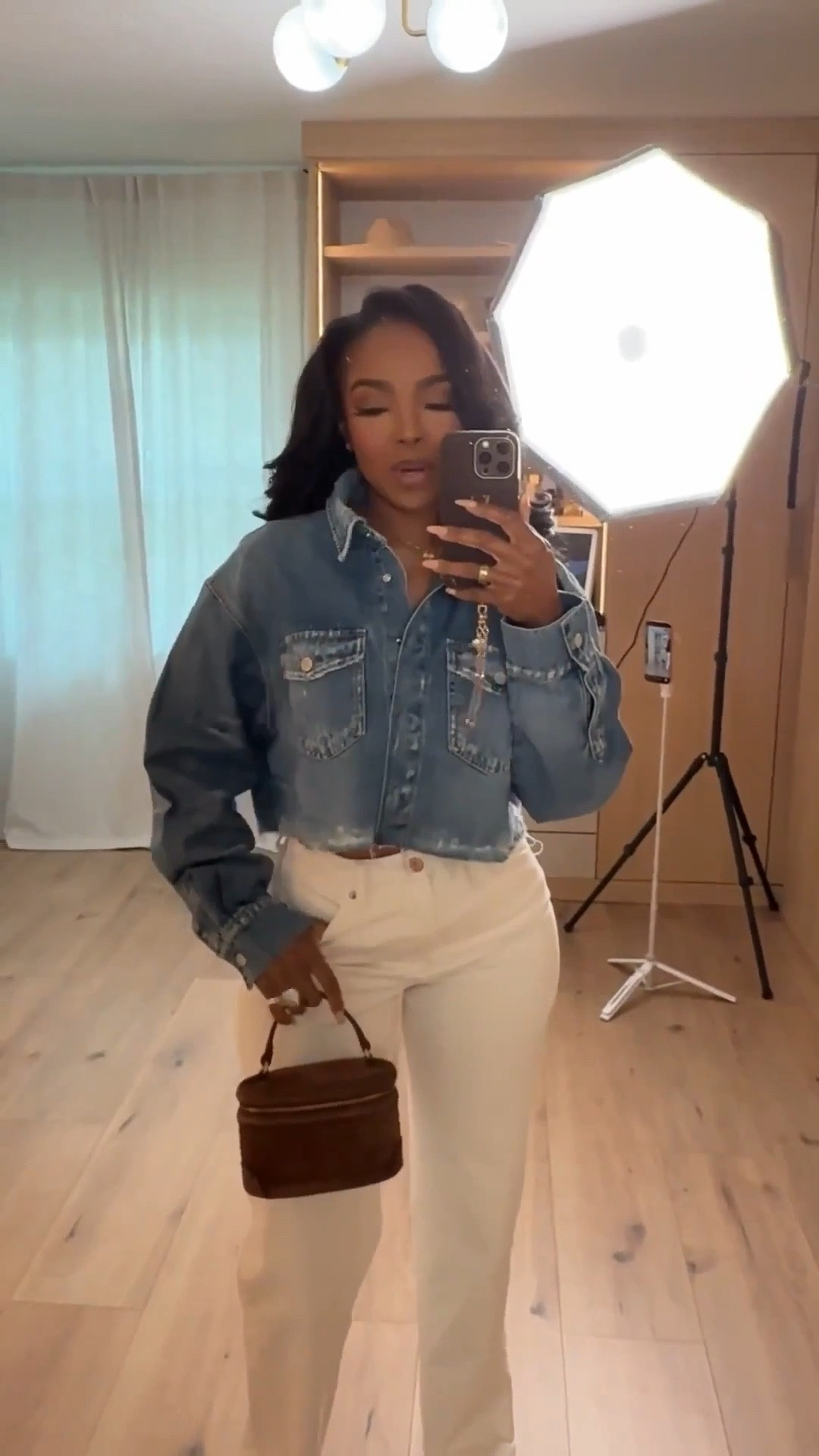 Scroll to shop this denim jacket and white jeans outfit. Perfect for casual days, errands, or an effortless everyday look.

Measurements: 5'4", 138 lbs, 34D bust, 27" waist, 40" hips



#LTKootd #LTKdayinmylife #LTKgrwm