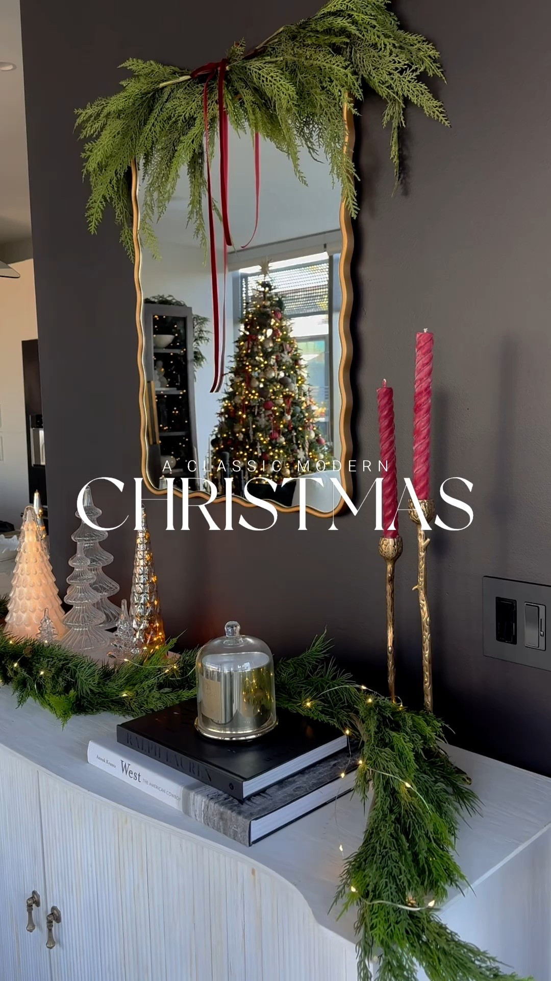 Holiday decor🎄

Classic Christmas decor, ornaments, Christmas tree, holiday.


#LTKStyleTip #LTKHome #LTKSeasonal