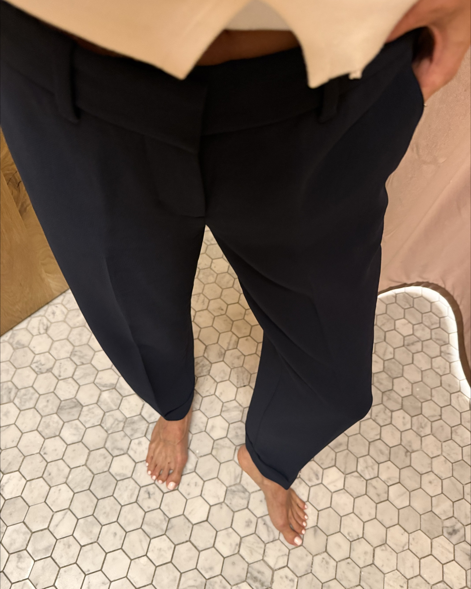 Great cropped tailored pants for the office size 2xs 

#LTKPetite #LTKWorkwear