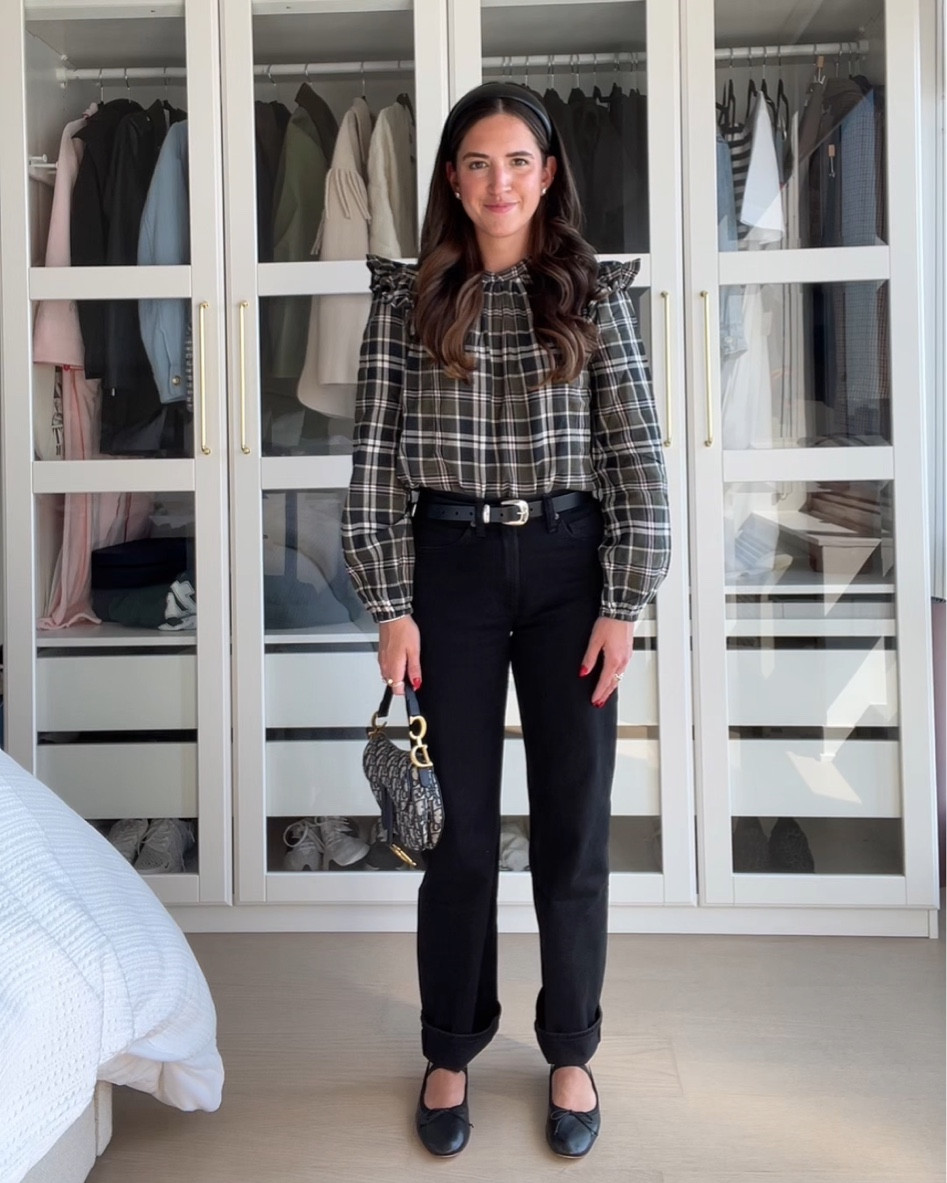 XSmall top 

Fall outfit, work outfits, ballet flats, fall trends 

#LTKstyletip #LTKSeasonal #LTKfindsunder100