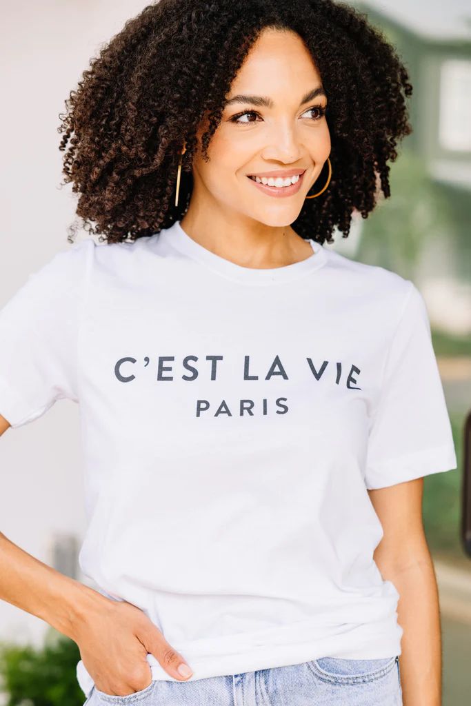 C'est La Vie White Graphic Tee | The Mint Julep Boutique