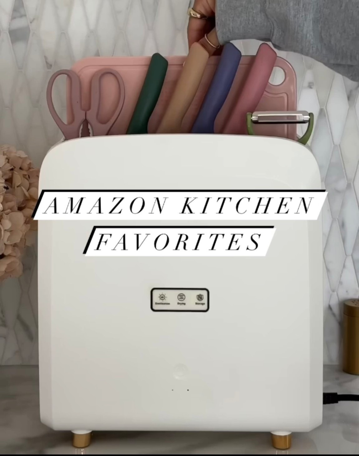 Scroll to shop!! Follow for more!!! Xo! ✨

#LTKBeauty #LTKHoliday #LTKGiftGuide