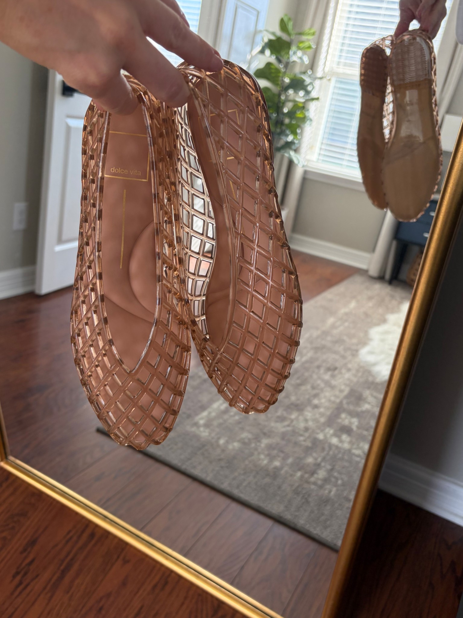 Jellies with some serious cushion insoles. 

#LTKmomlife #LTKSpringSale #LTKSeasonal