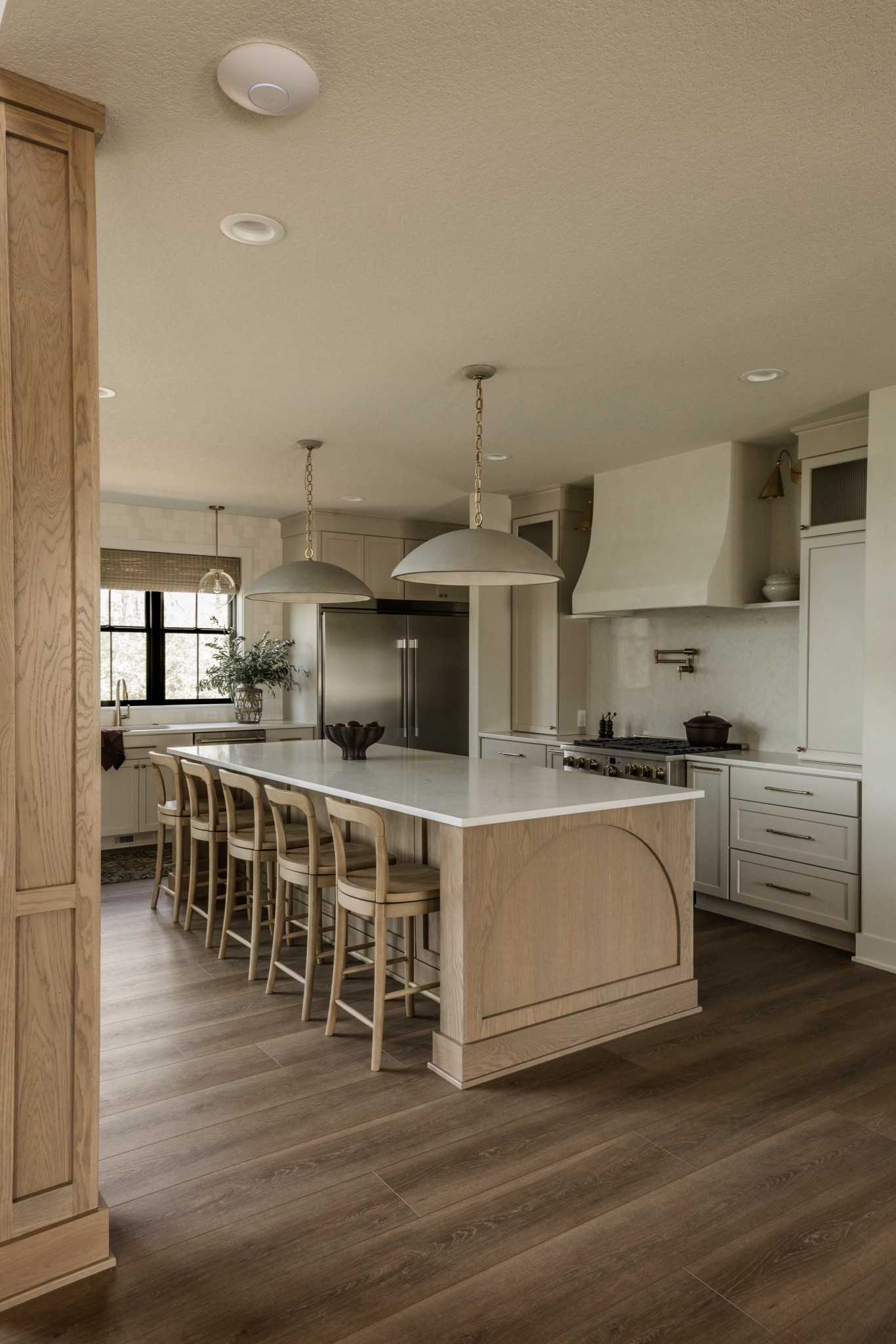 The prettiest kitchen! 

#LTKHome #LTKSaleAlert #LTKSummerEdit