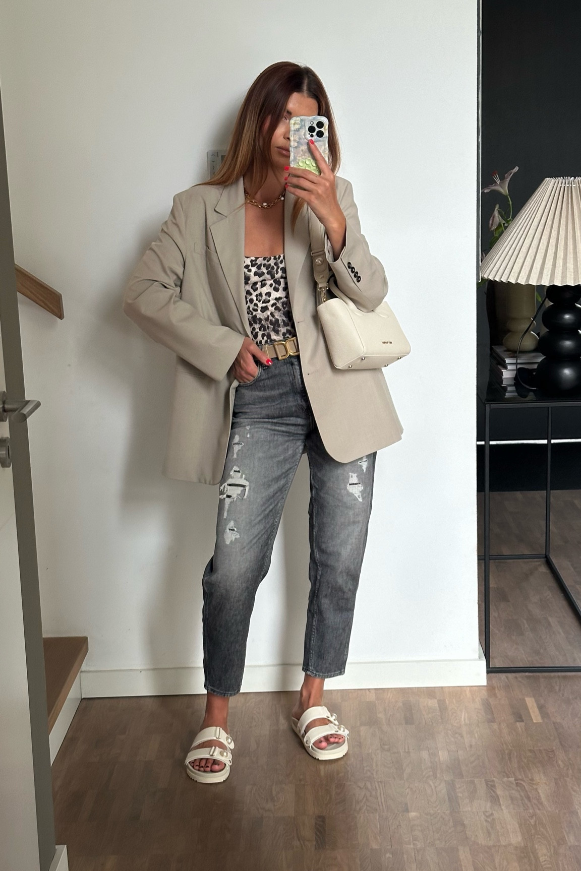 Leo beige OOTD 

#LTKsummer