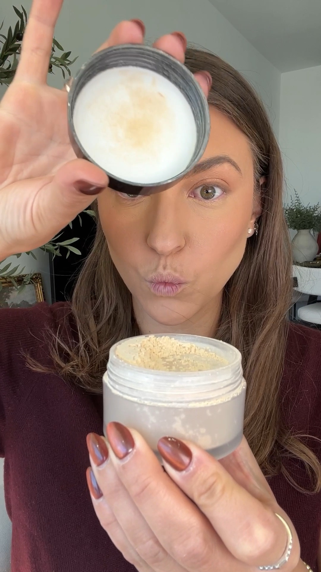 This loose setting powder is a must for locking makeup in without looking dry or cakey 🤍 It blurs, mattifies just enough, and keeps everything in place all day. I love using it to set under the eyes and through the T-zone for a smooth, soft-focus finish that still looks like skin. Perfect for everyday makeup, long days, or when you need your makeup to last.

⸻

Keywords:

loose setting powder, makeup setting powder, under eye setting powder, blurring face powder, matte setting powder, makeup routine essentials, everyday makeup products, long lasting makeup, soft focus powder, crease proof makeup, oil control powder, beauty must haves

#LTKselfcare #LTKgrwm #LTKBeauty