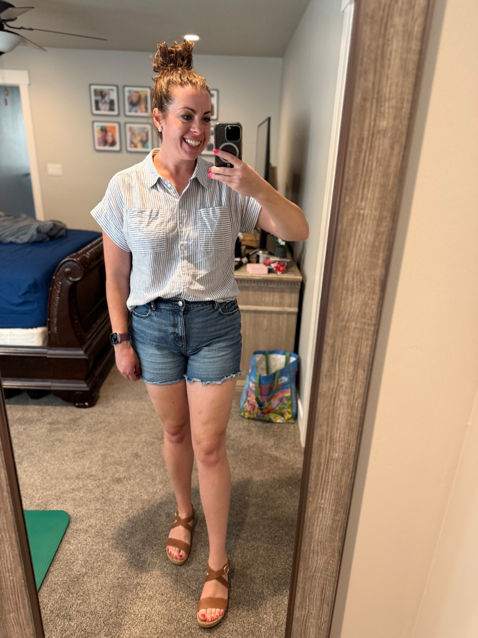 This linen top from Nordstrom is another great piece for the upcoming holidays. It’s lightweight, cute, and versatile. In a M. 

#LTKShoeCrush #LTKMidsize #LTKFindsUnder50