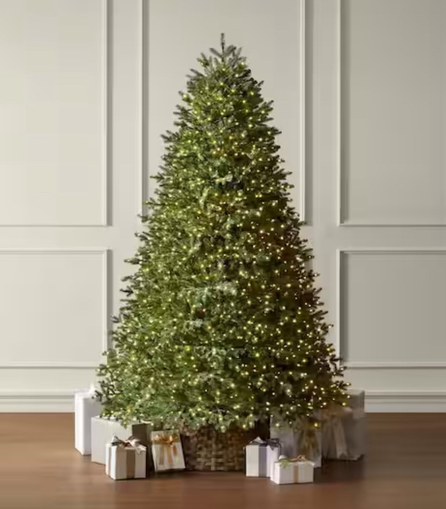 Twinkle Christmas Tree

#LTKHoliday