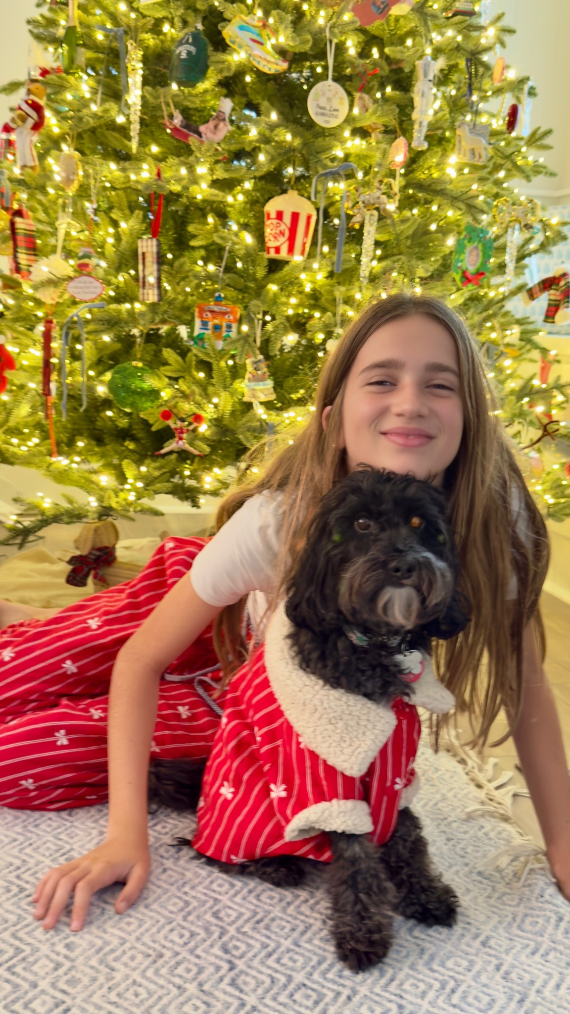 Aerie pjs, Aerie Sale, Bow one, Christmas pjs, matching dog pjs 

#LTKHoliday #LTKFindsUnder50 #LTKSaleAlert