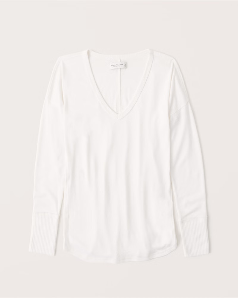 Cozy Long-Sleeve V-Neck Legging Tee | Abercrombie & Fitch (US)