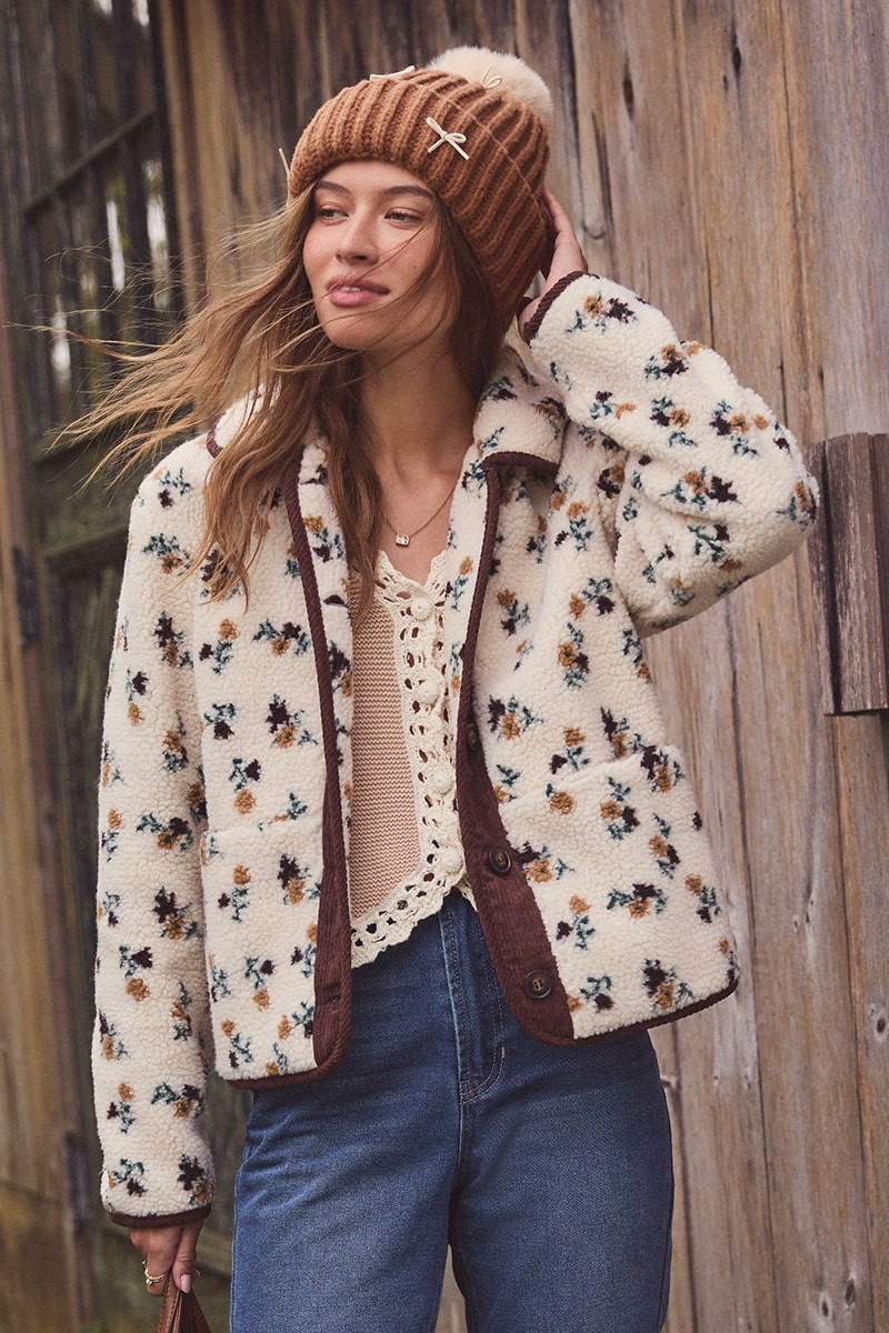 Katelyn Fleece Floral Jacket | Francesca's