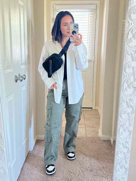 Outfit of the day inspo!

Sizes:
Top-M 
Pants- Curve Love 6/28
Shoes- 6.5


Spring Outfit inspo! Panda shoe outfit ideas. Poplin top. Casual wear. Sneaker outfit. Petite and curvy. 

#LTKshoecrush #LTKstyletip #LTKfindsunder100