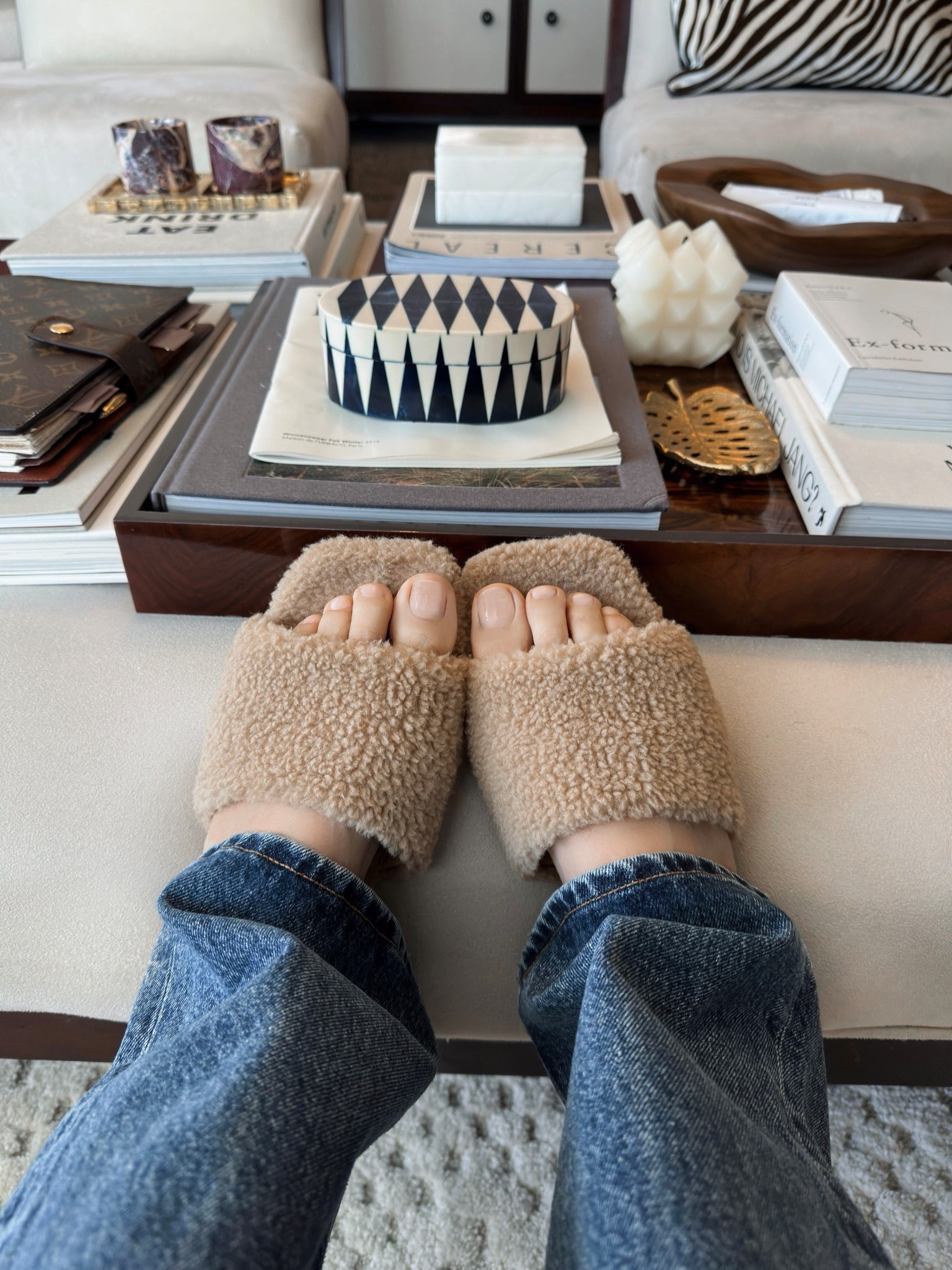 Amazon finds I’m currently loving!
Perfect slippers wearing them on repeat !

#LTKgrwm #LTKootd