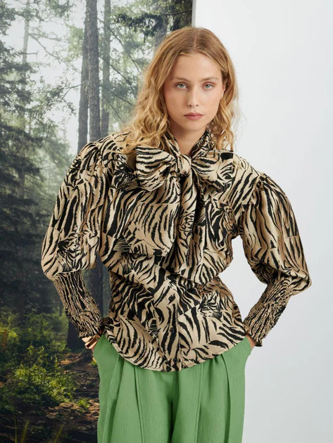 Ghospell Maxine Animal Bow Shirt | Sister Jane (UK)