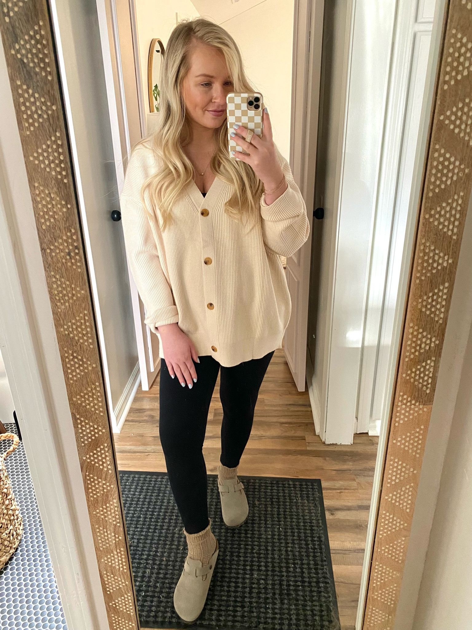 Breastfeeding, breastfeeding outfits, breastfeeding friendly, postpartum, postpartum outfits, postpartum loungewear, postpartum leggings, amazon, amazon leggings

#LTKbaby