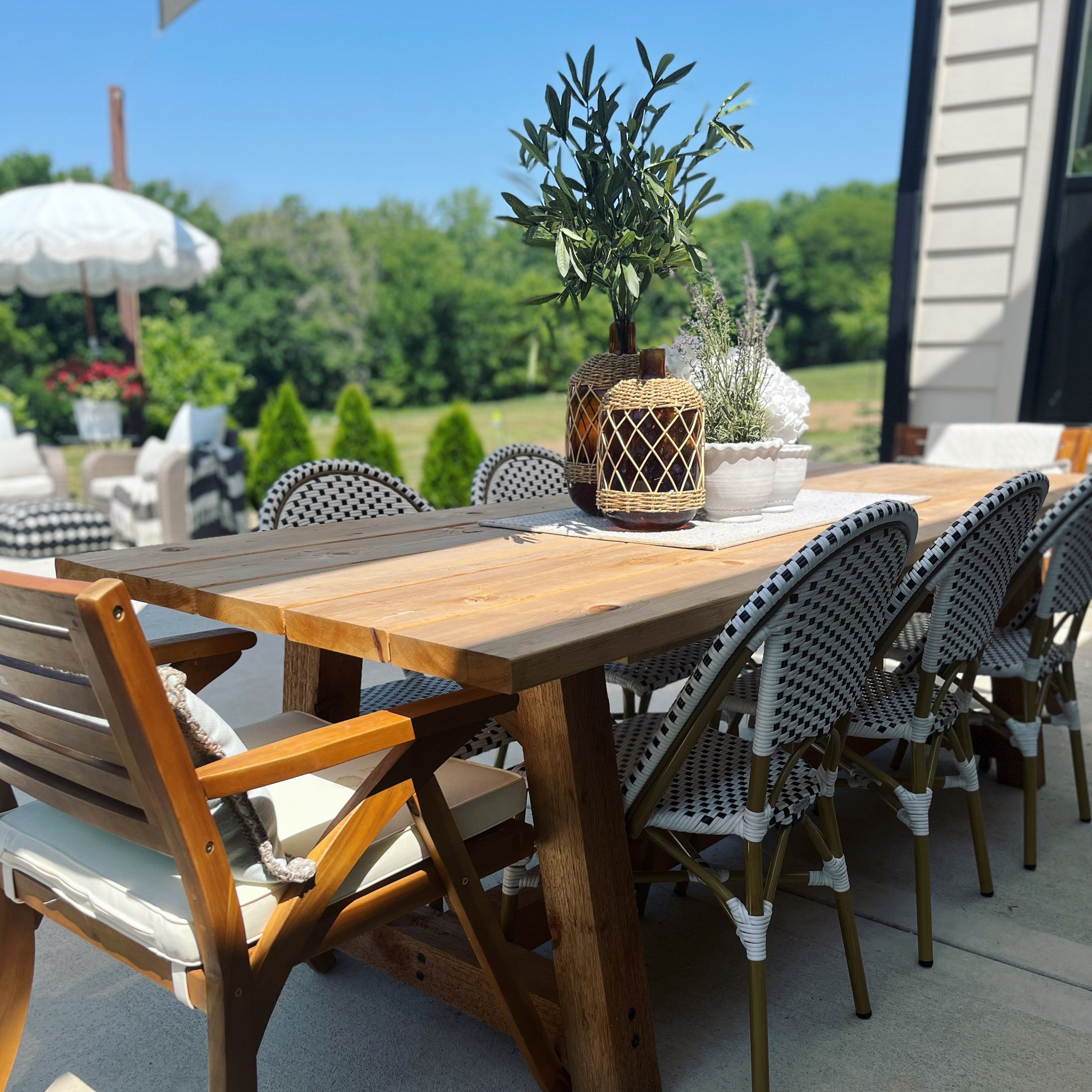 Outdoor Dining Area 

#LTKhome #LTKSeasonal #LTKfamily