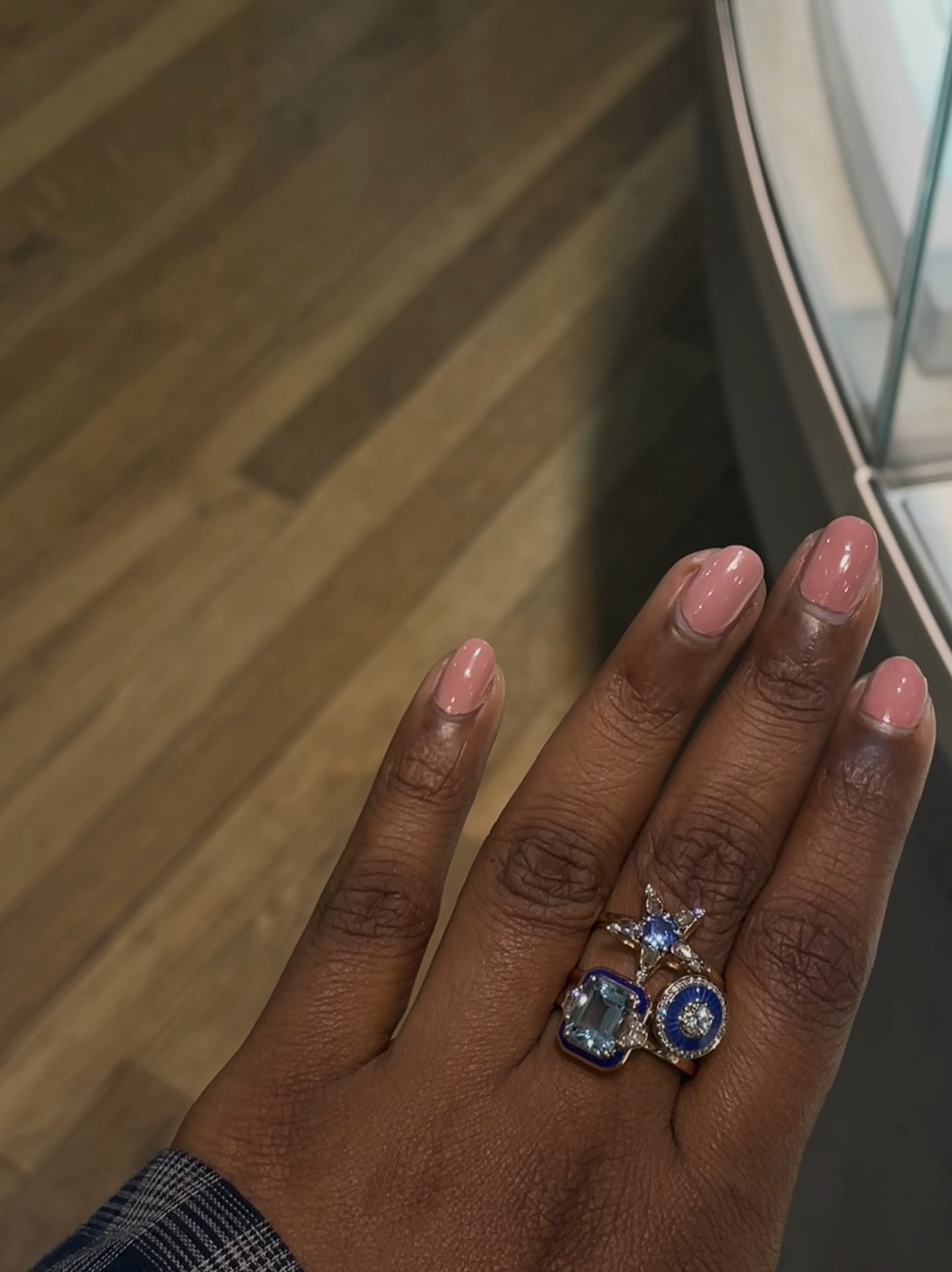 Diamond solid gold ring 