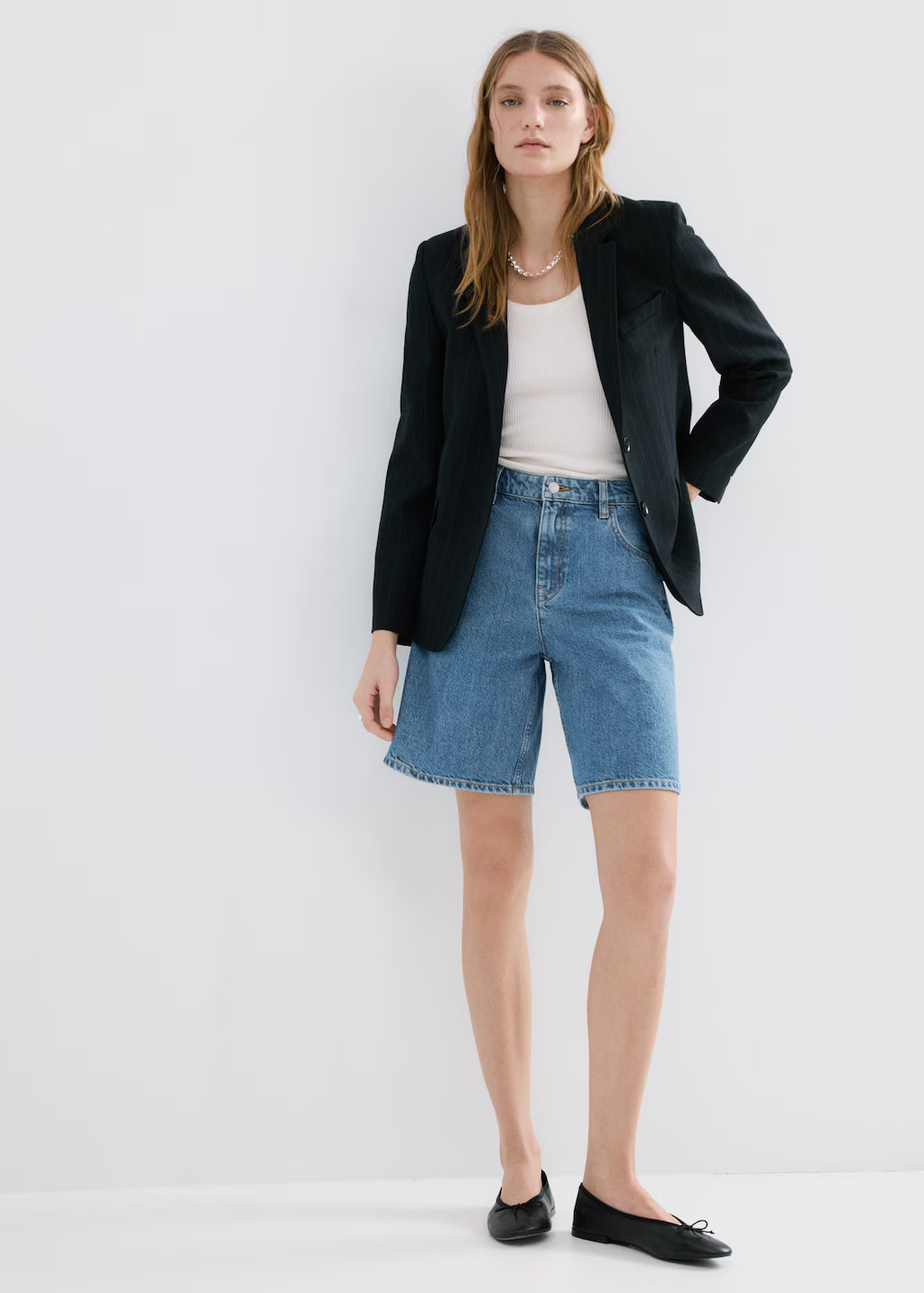 High-waist straight-fit denim shorts medium blue - Woman - 10 - MANGO | Mango (US/MX/AU)