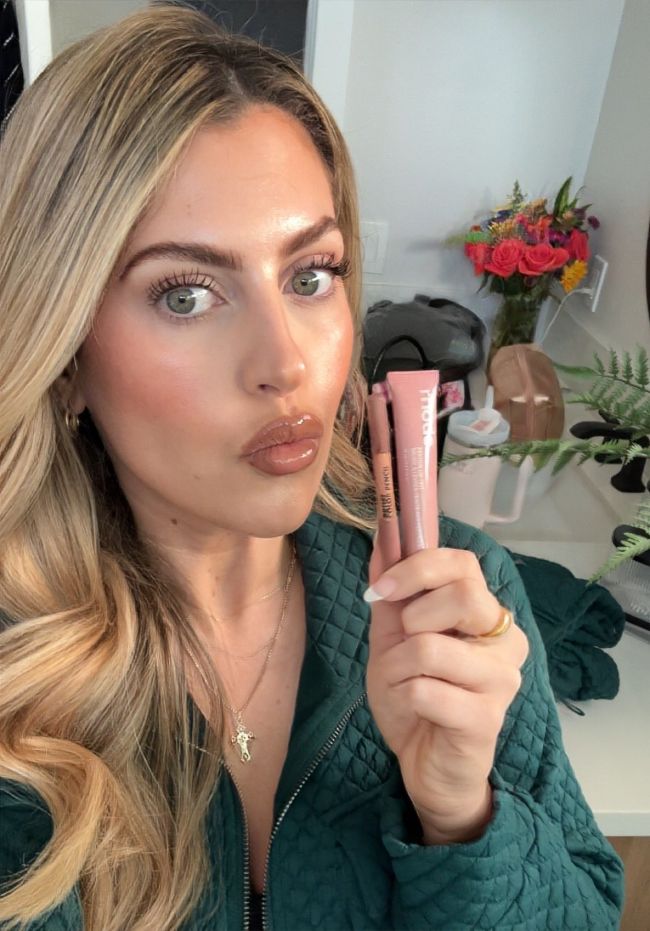 Holiday glowy lip convo of the moment! 💫 

#LTKGiftGuide #LTKSeasonal #LTKBeauty