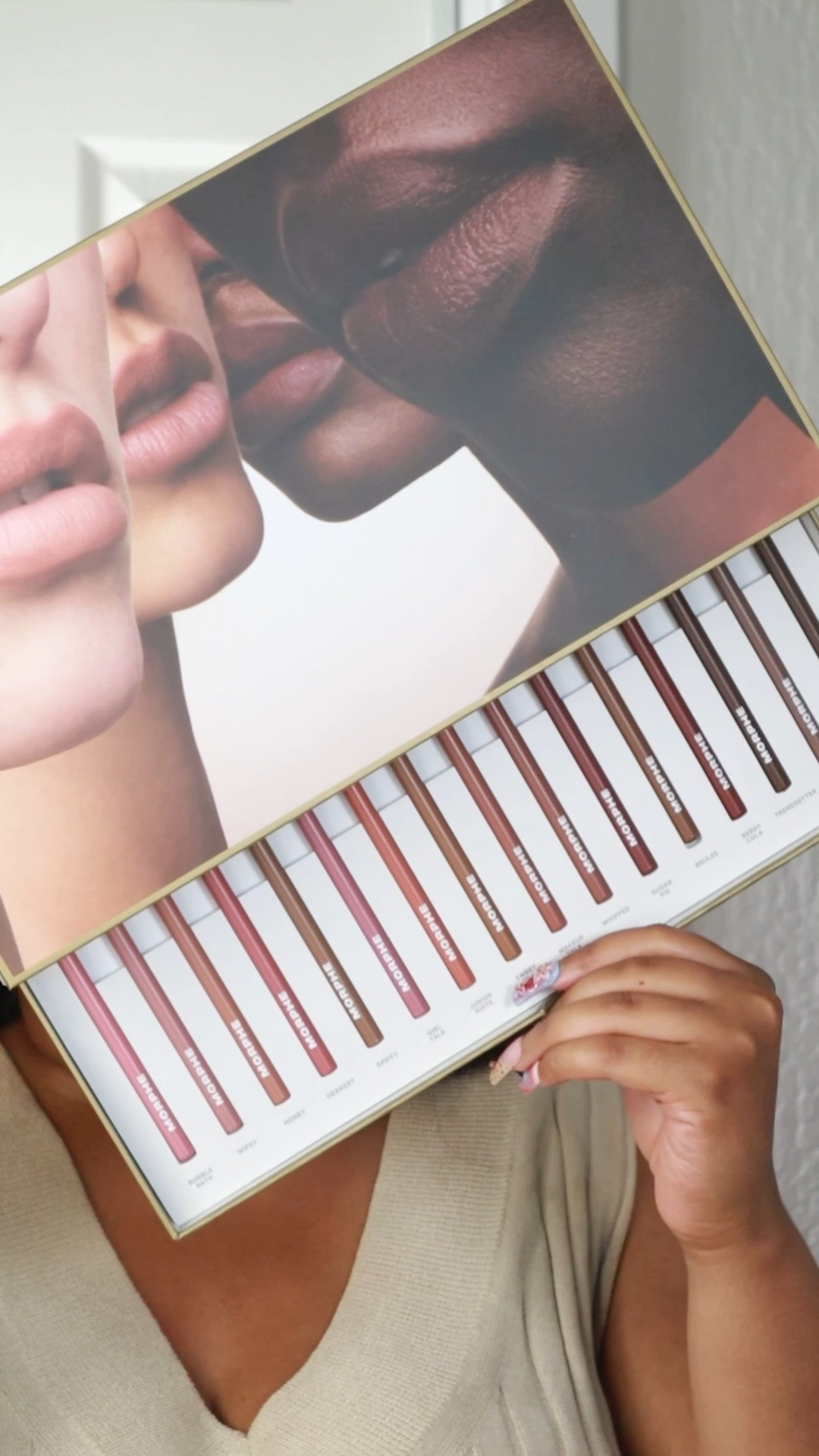 Morphe Lip Combo 👄 

Lip Filter hydroplump soft matte lipstick + Signature lip pencil 

#LTKBeauty