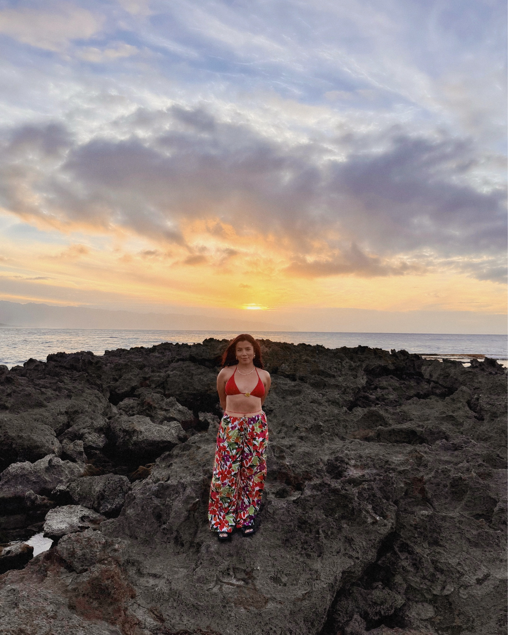 Linen pants >>>
Wearing a size mediumm
@target finds I wore in Hawaii

#linenpants #linen #vacationpants #bikinis #targetfinds #targetstyle #vacayoutfits #hawaii 

#LTKFindsUnder50 #LTKootd #LTKSaleAlert