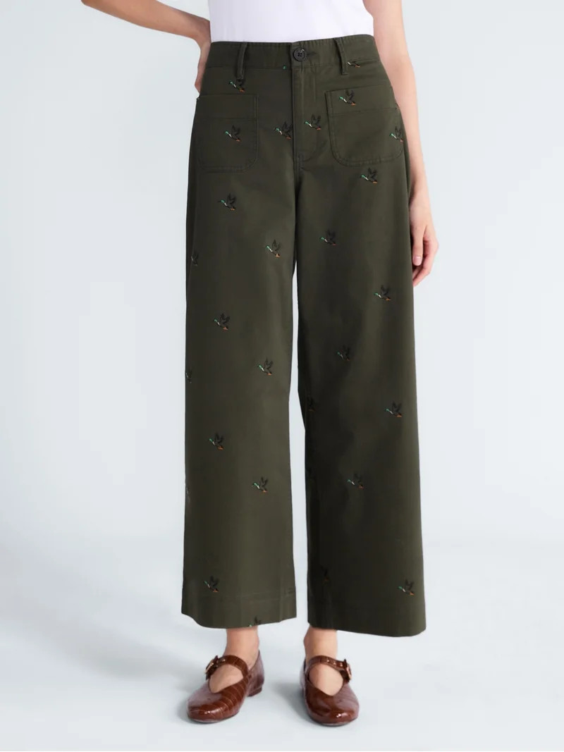 Free Assembly Women's The Larchmont Embroidered Cropped Patch Pocket Pants, 26" Inseam, Sizes XS-... | Walmart (US)