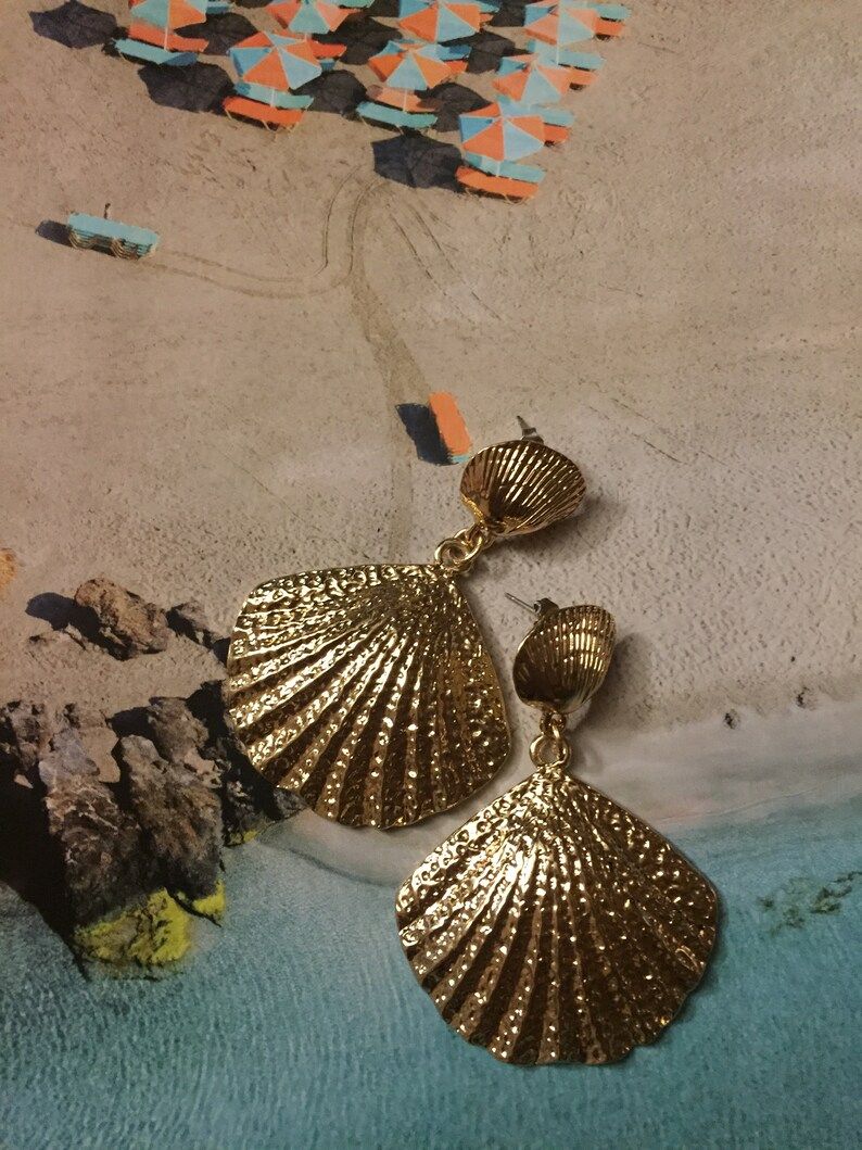 Large Sea shell gold plated brass earrings resembling Sezane | Etsy | Etsy (US)