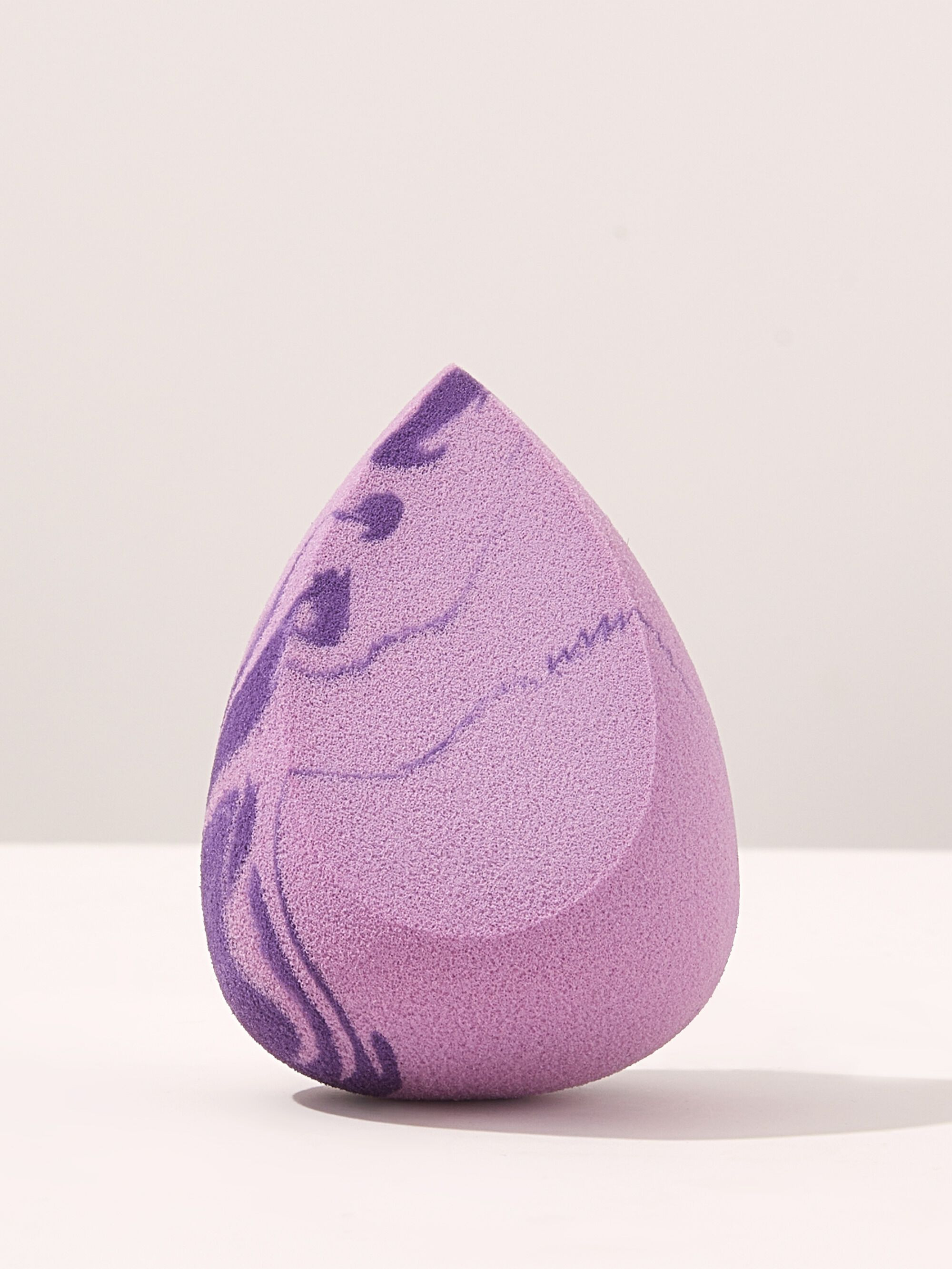 the shaper sponge | tarte cosmetics (Global)