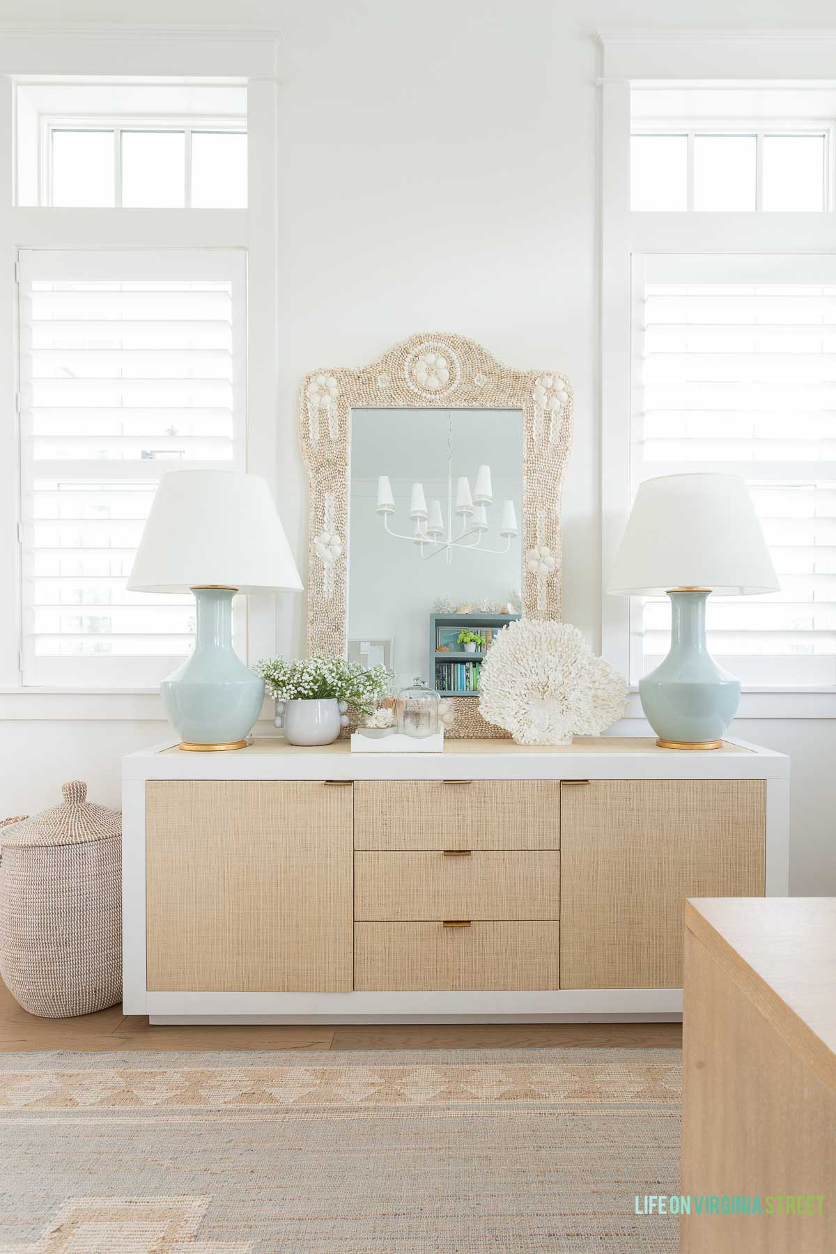 Modern Coastal Home Office 🙌🏻🙌🏻

#LTKSeasonal #LTKHome #LTKdayinmylife