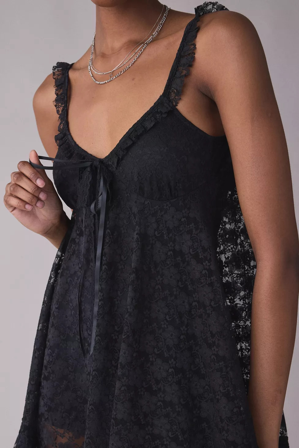 UO Primrose Lace Babydoll Romper | Urban Outfitters (US and RoW)