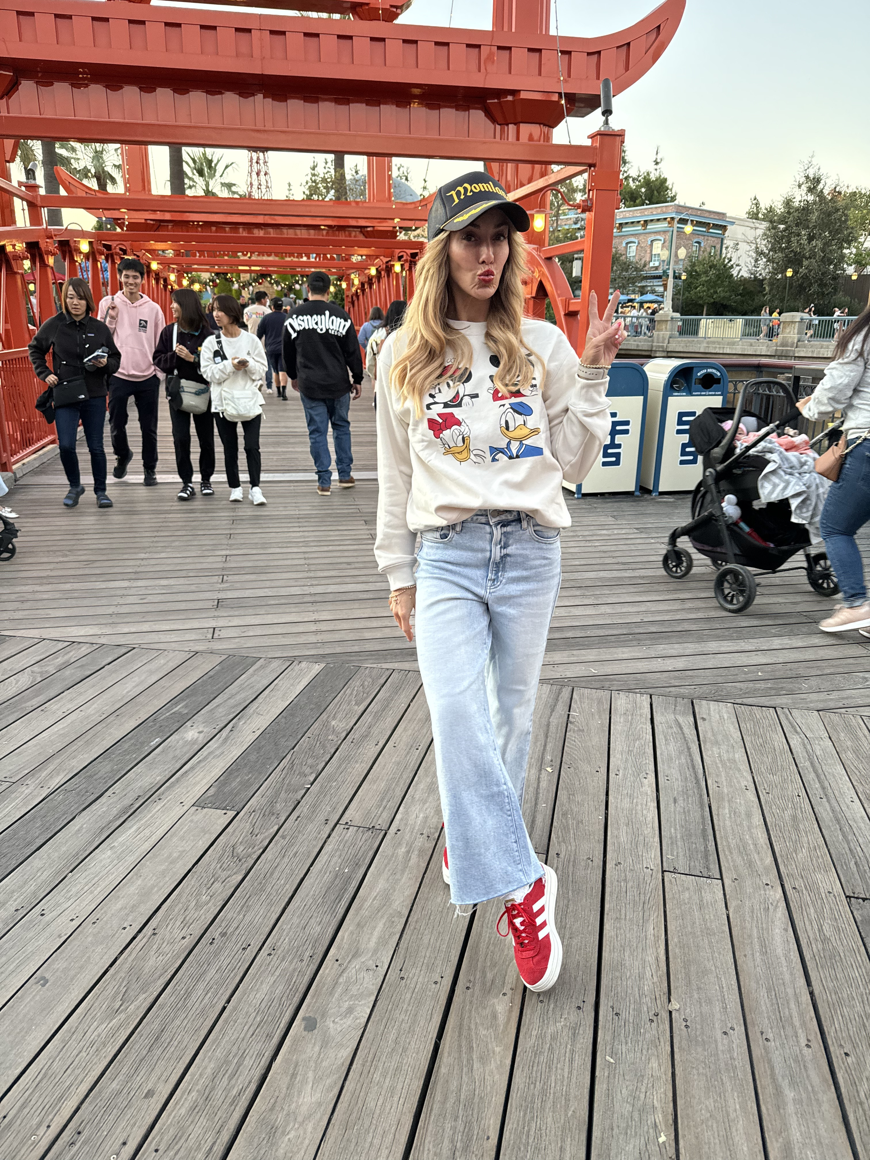 Disneyland mom ootd! ❤️🖤

#LTKHoliday #LTKFindsUnder100 #LTKStyleTip