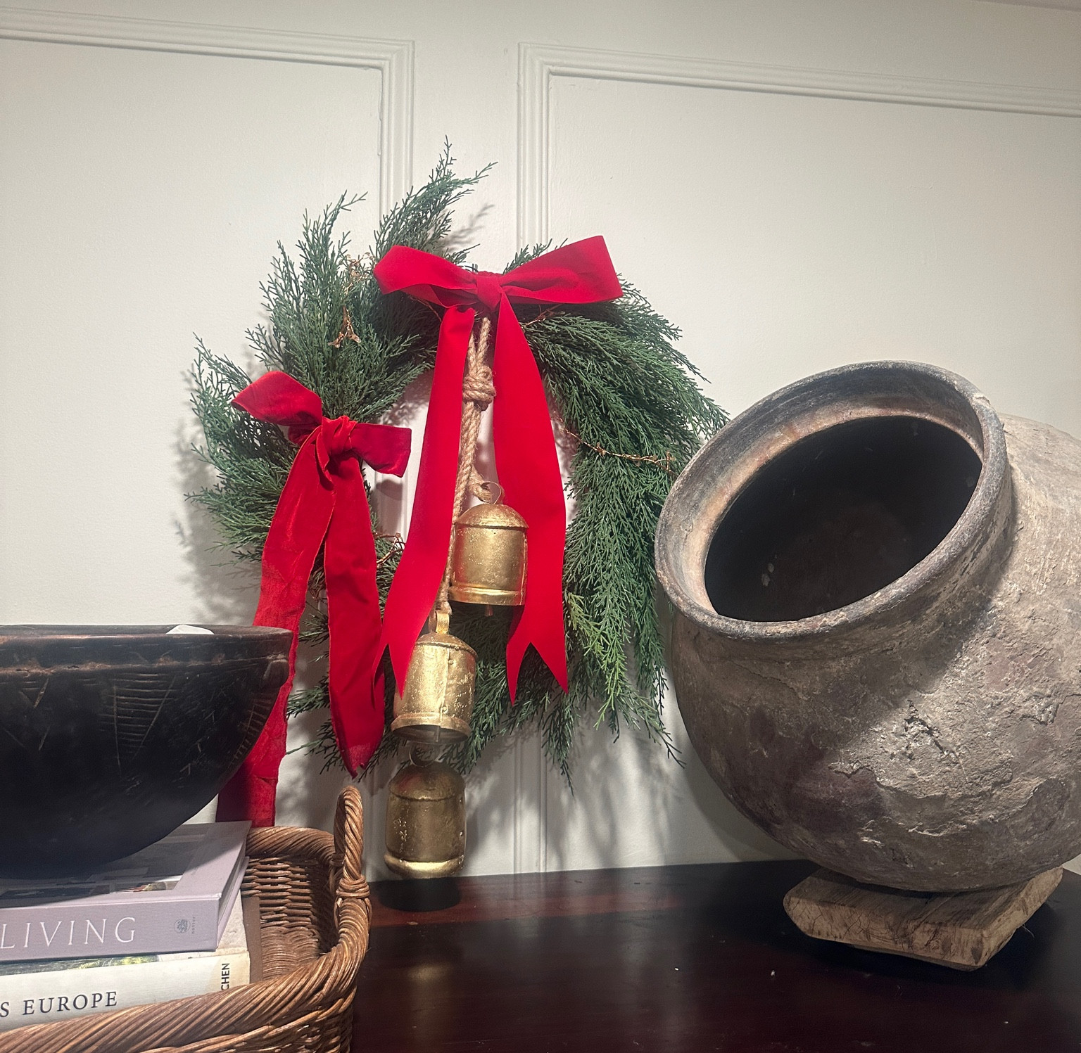 Hallway Holiday Moments

#LTKSeasonal #LTKVideo #LTKHoliday