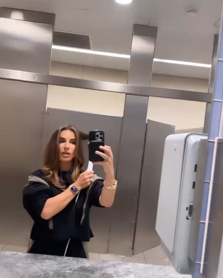 Cannot live without this thermal bounce brush!!! Seriously so good 

#LTKBeauty #LTKTravel #LTKStyleTip