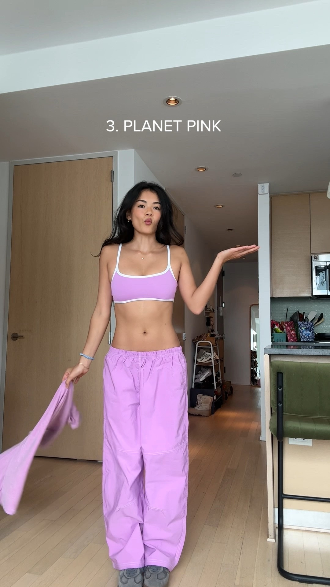 I'm going to pilates, help me choose! 🍬 all items from @Aerie , duh! wearing a size small for everything :) #AeriePartner #AerieReal

#LTKgrwm #LTKdayinmylife #LTKActive