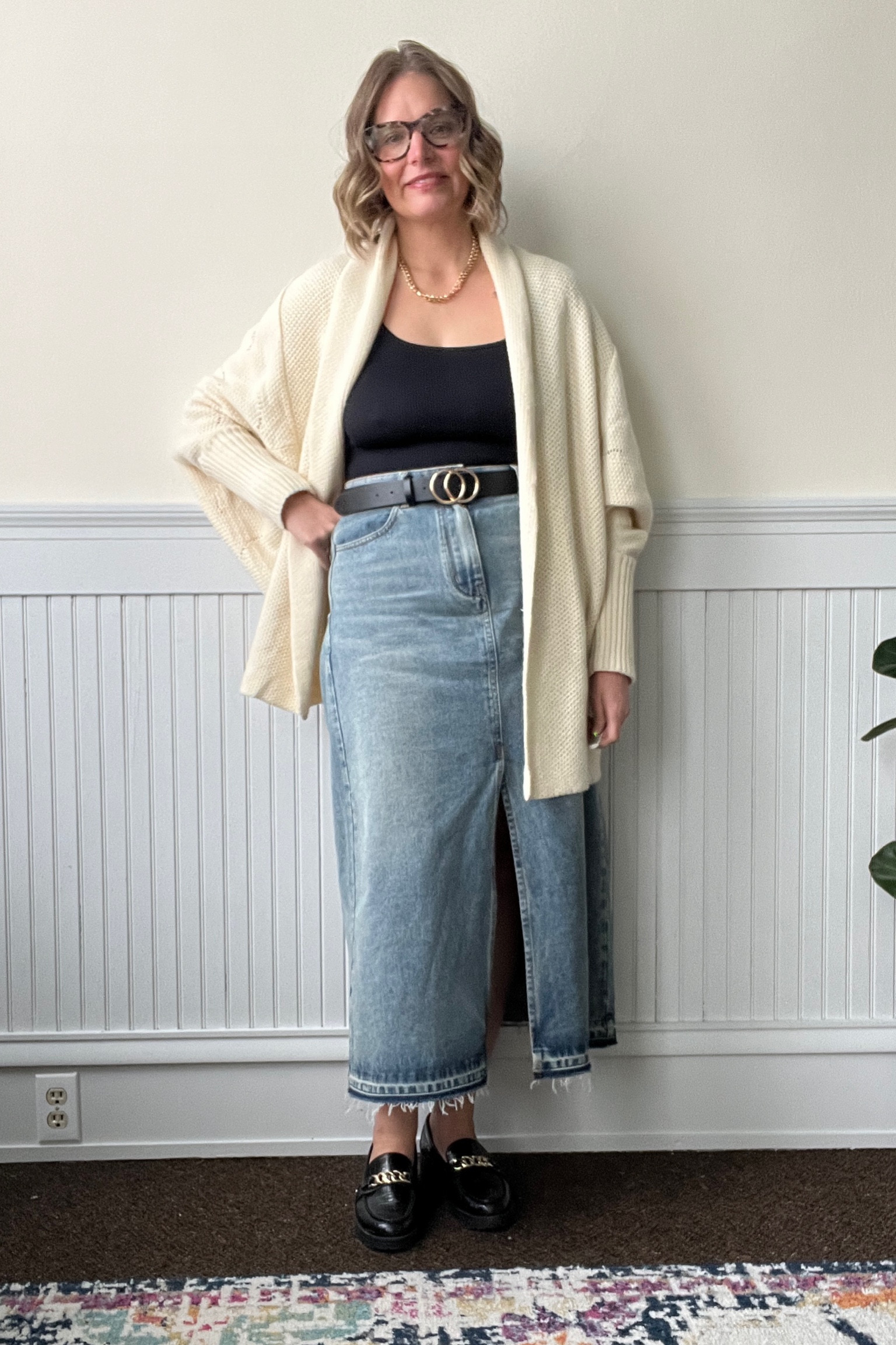 Long denim skirt look for fall  

#LTKSeasonal #LTKmidsize #LTKover40