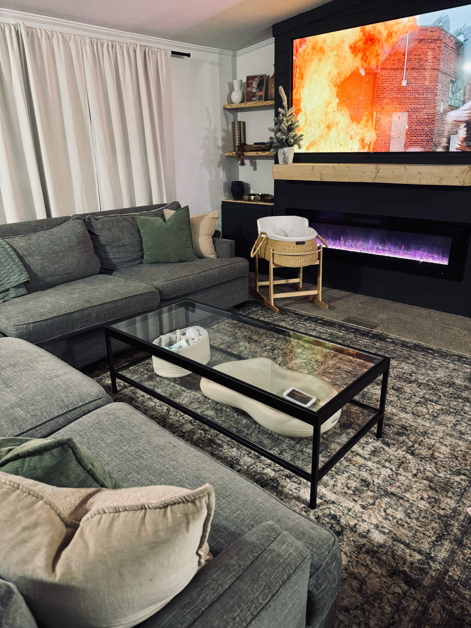 comfy cozy living room!!!! 

#LTKHome