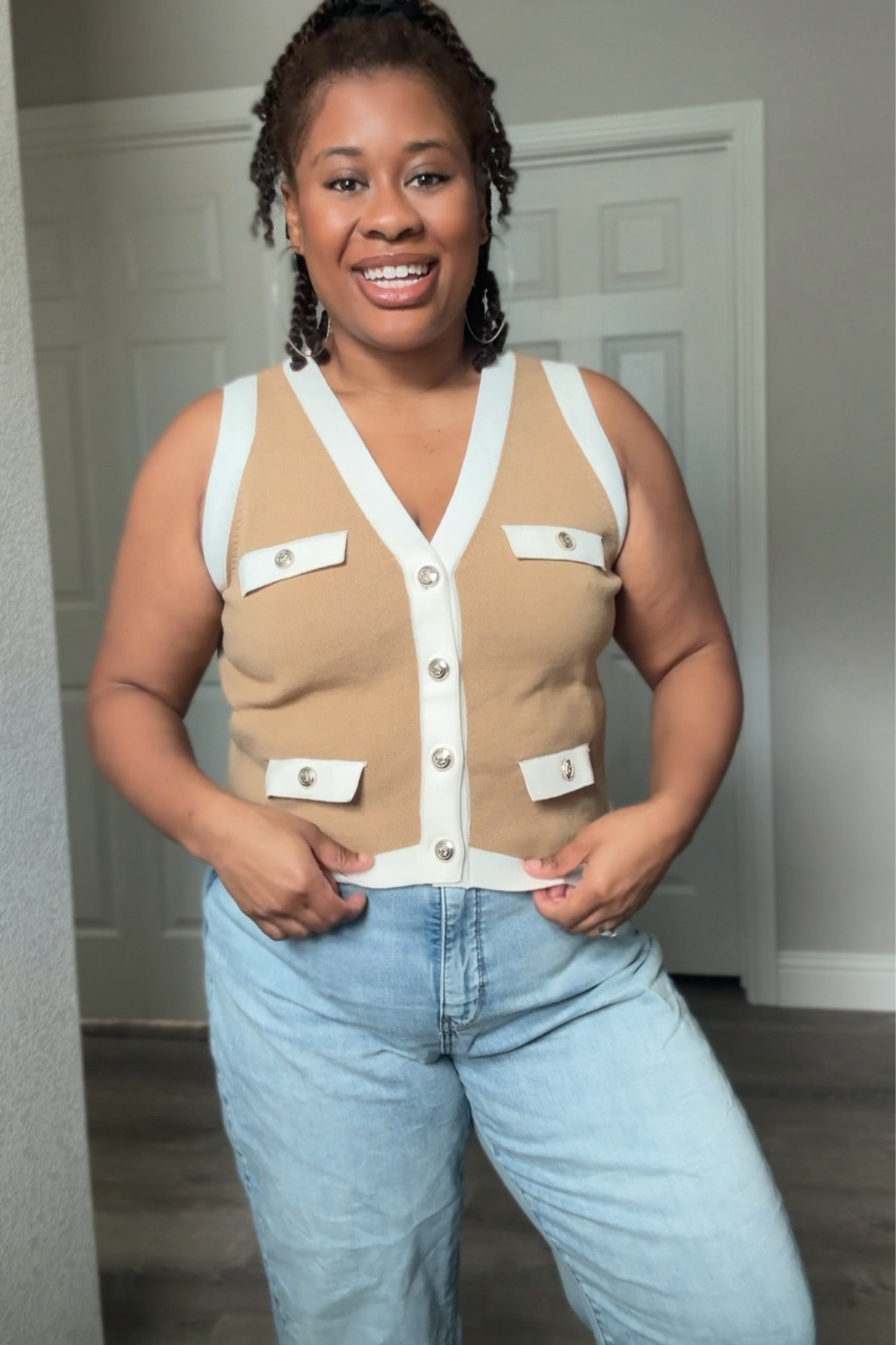One word: OBSESSED 

How cute is this vest and hello barrel jeans! 



#LTKStyleTip #LTKSaleAlert #LTKMostLoved