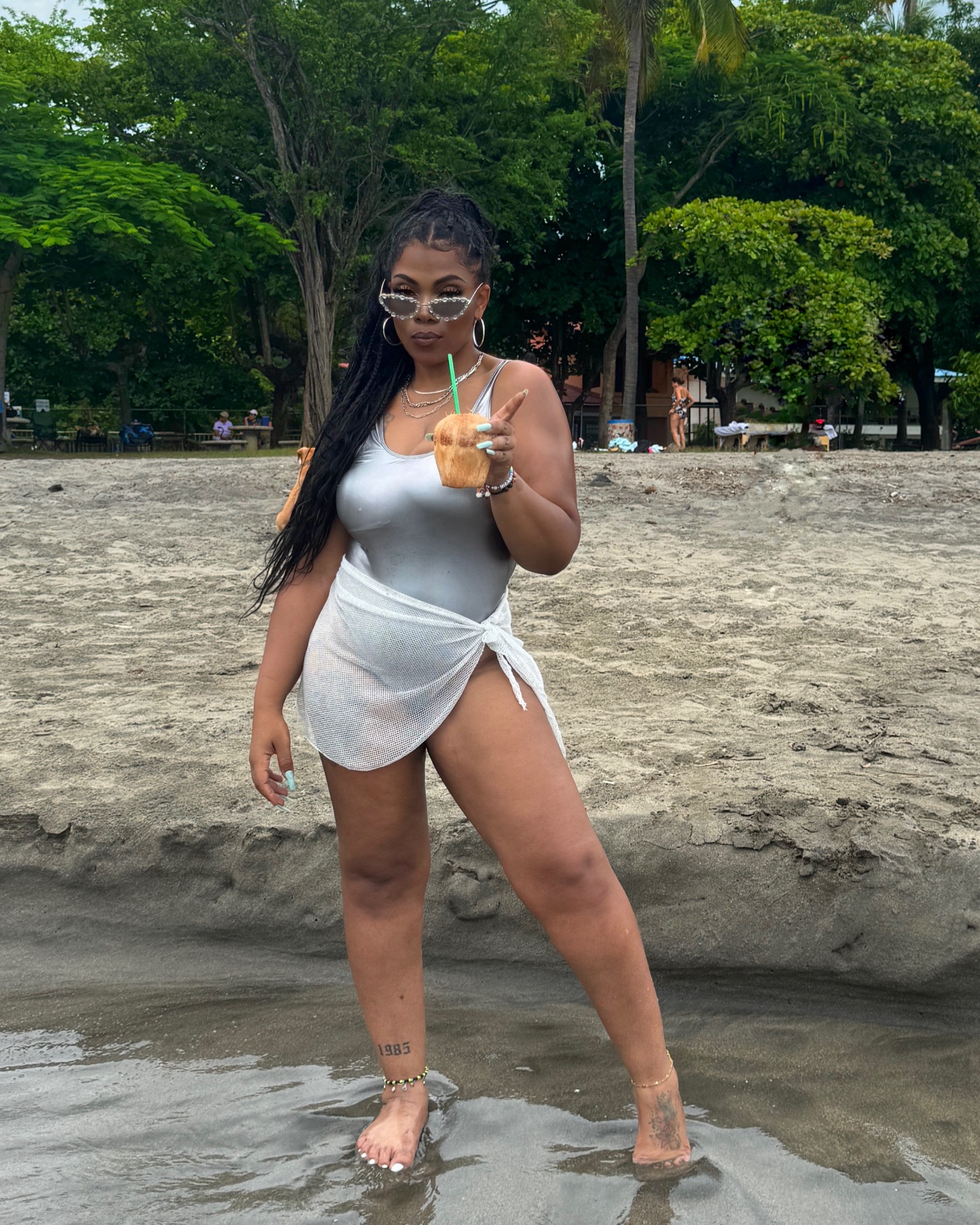 Vacation Set
Silver swimsuit set🩶

#LTKcanada #LTKfamily #LTKfitness