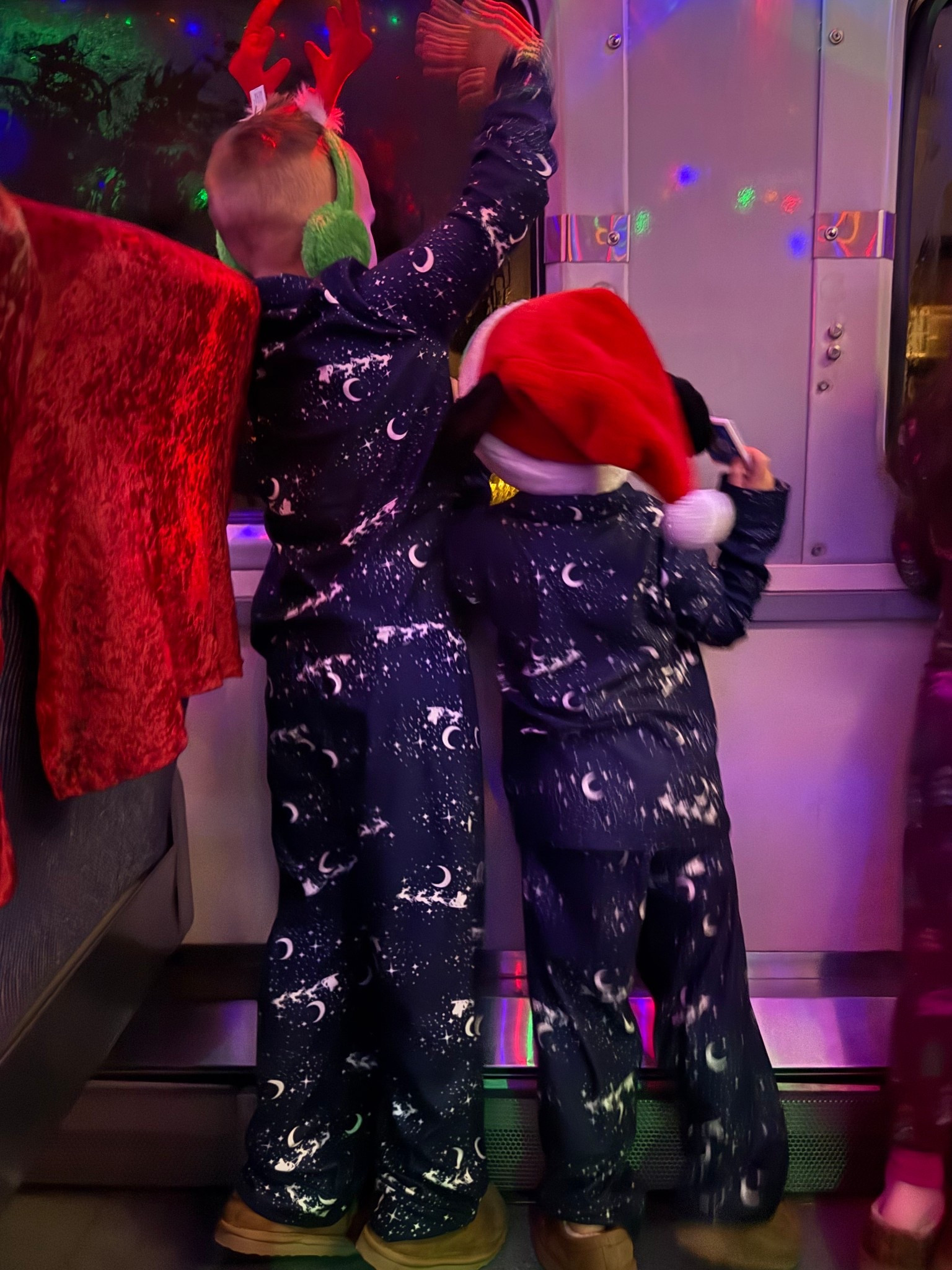 The boys were in full Christmas mode on the Polar Express tonight — matching jammies, Santa hats, and all the magic. ✨
Linked their exact PJs because they’re cozy, affordable, and held up so well on the train!


#LTKHoliday #LTKKids #LTKSeasonal